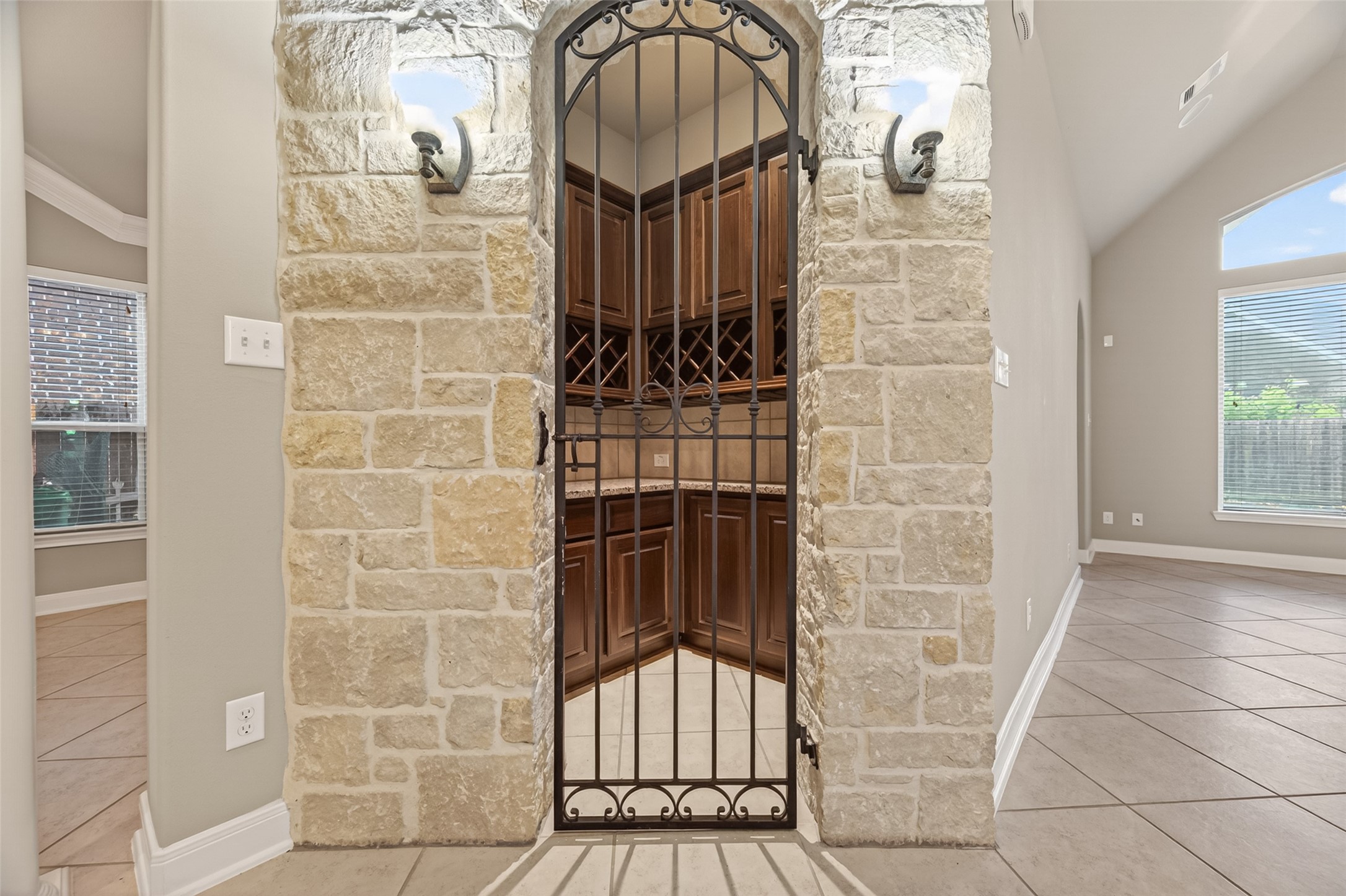 17415 Meadow Light Drive Property Photo 14