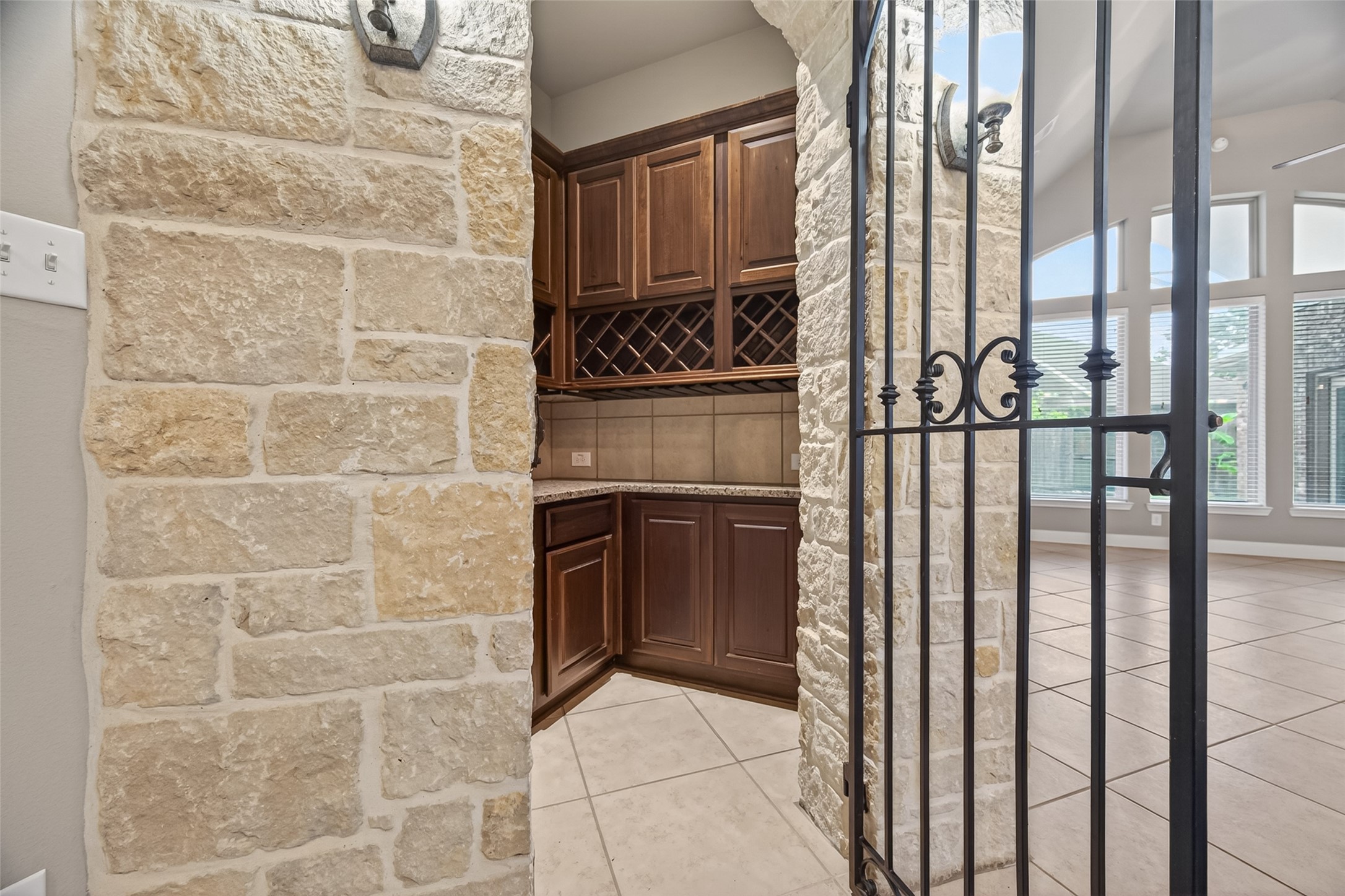 17415 Meadow Light Drive Property Photo 15