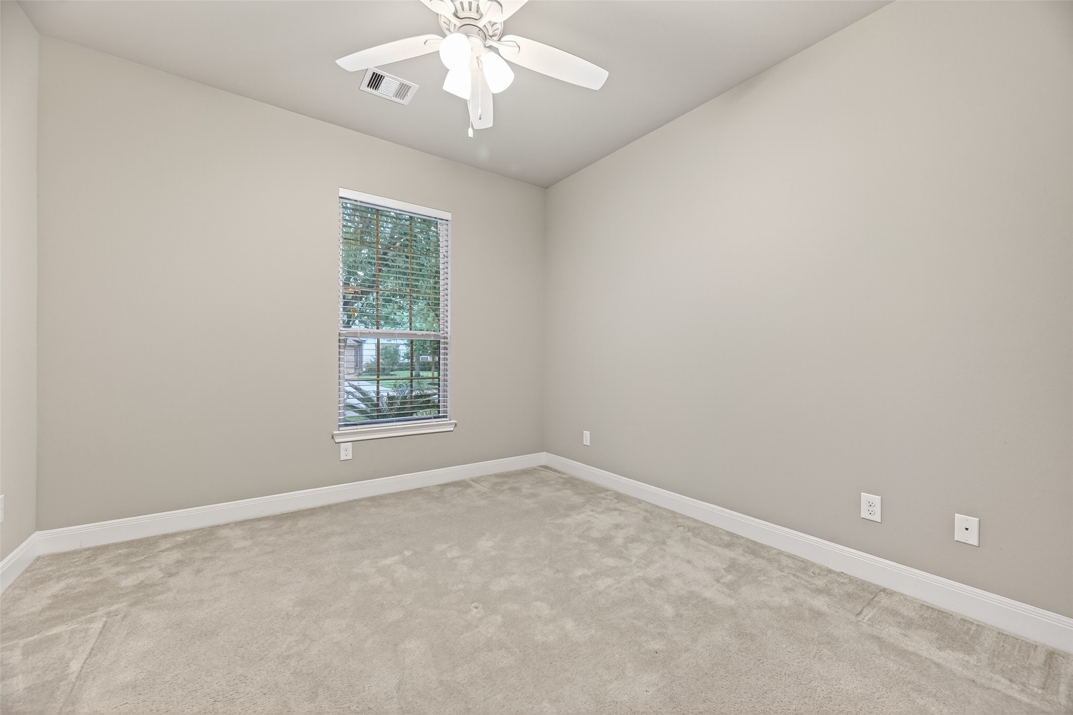 17415 Meadow Light Drive Property Photo 21