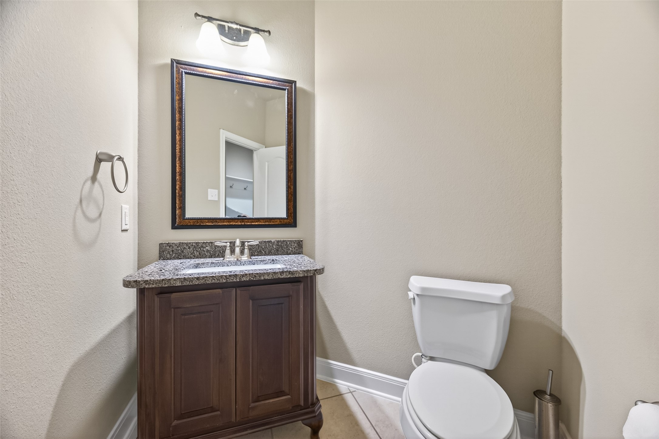 17415 Meadow Light Drive Property Photo 28