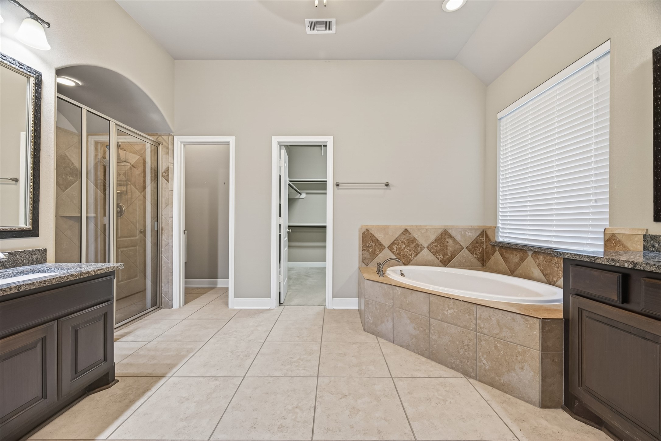 17415 Meadow Light Drive Property Photo 33