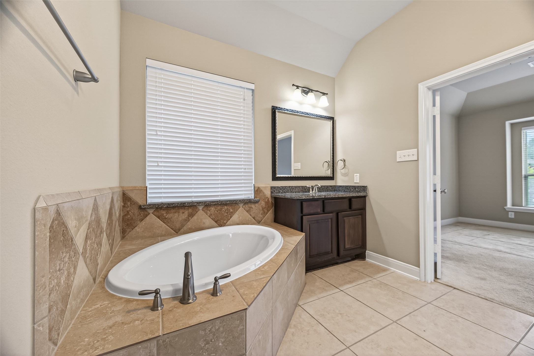 17415 Meadow Light Drive Property Photo 37