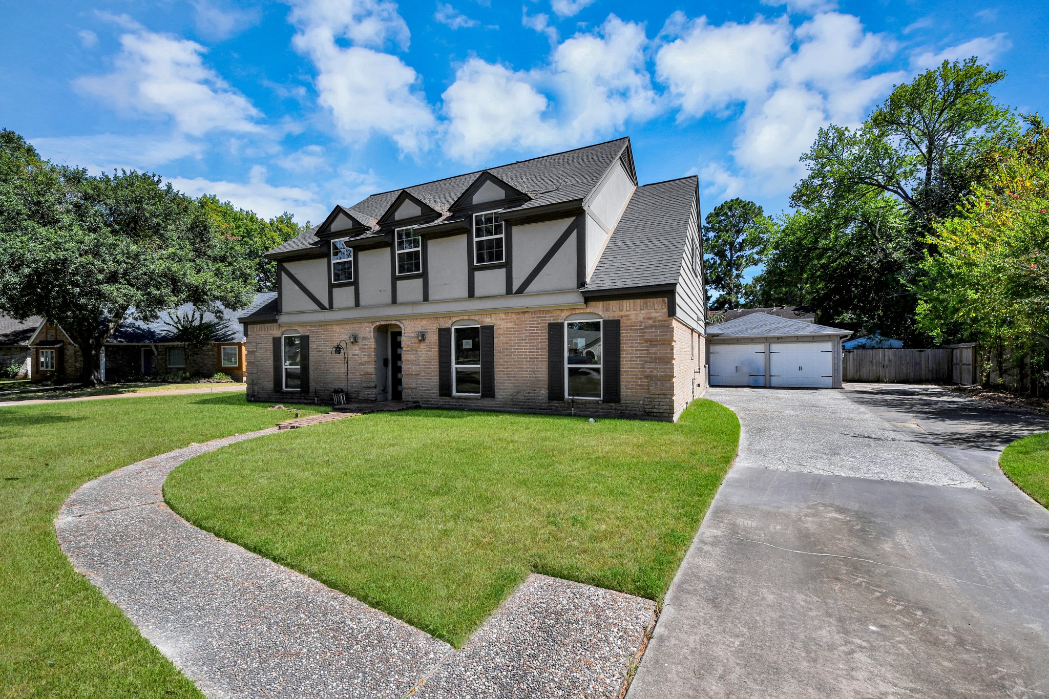 532 Bull Run Court Property Photo 2