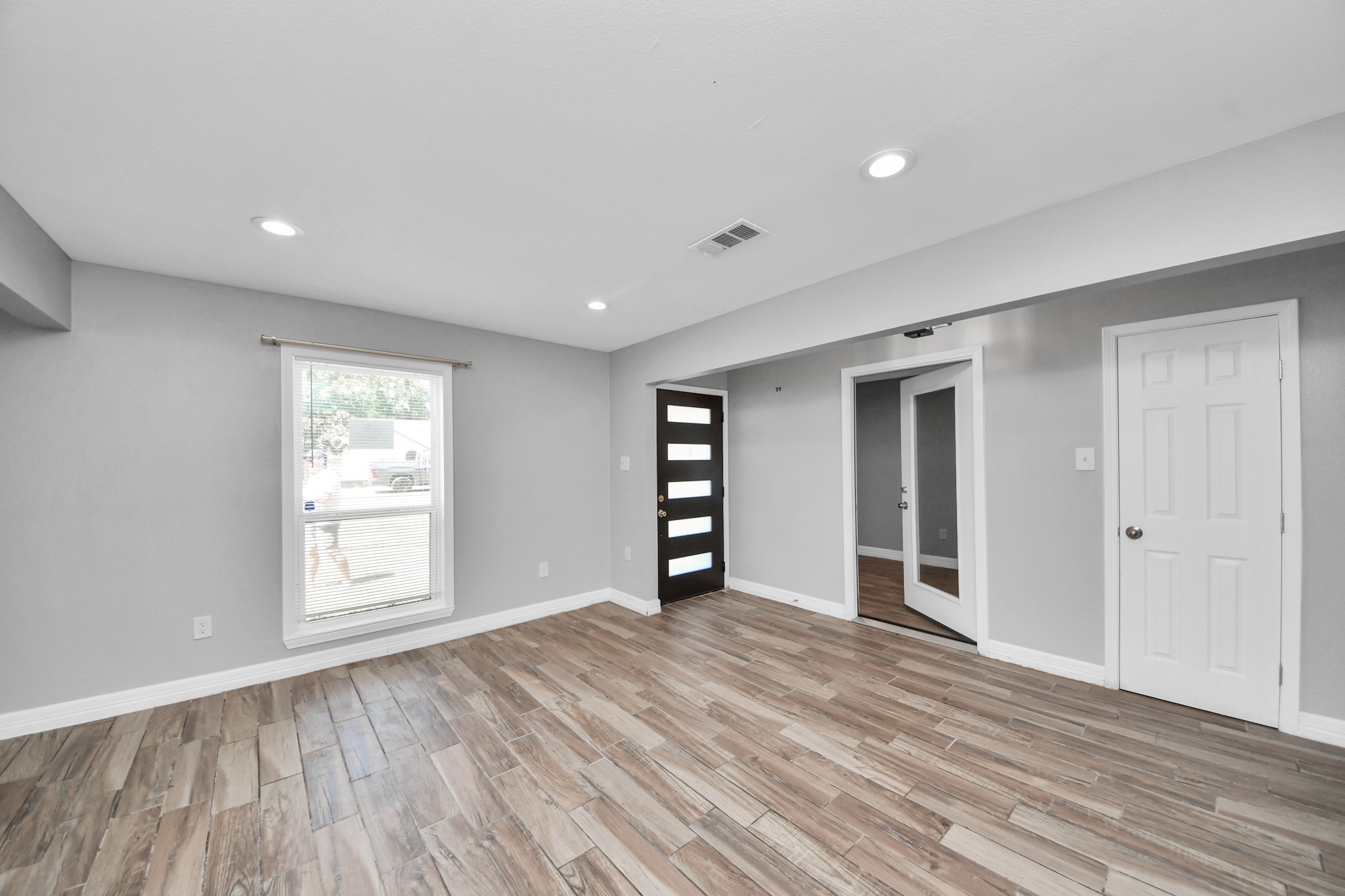 532 Bull Run Court Property Photo 5