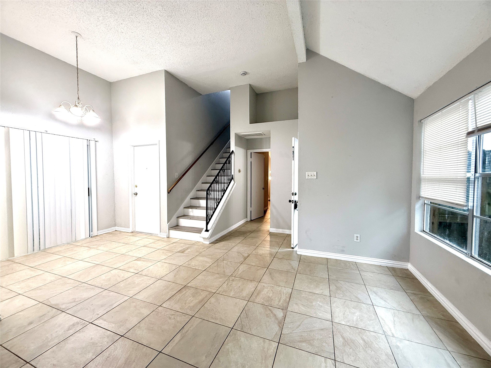 18586 N Lyford Drive Property Photo 2