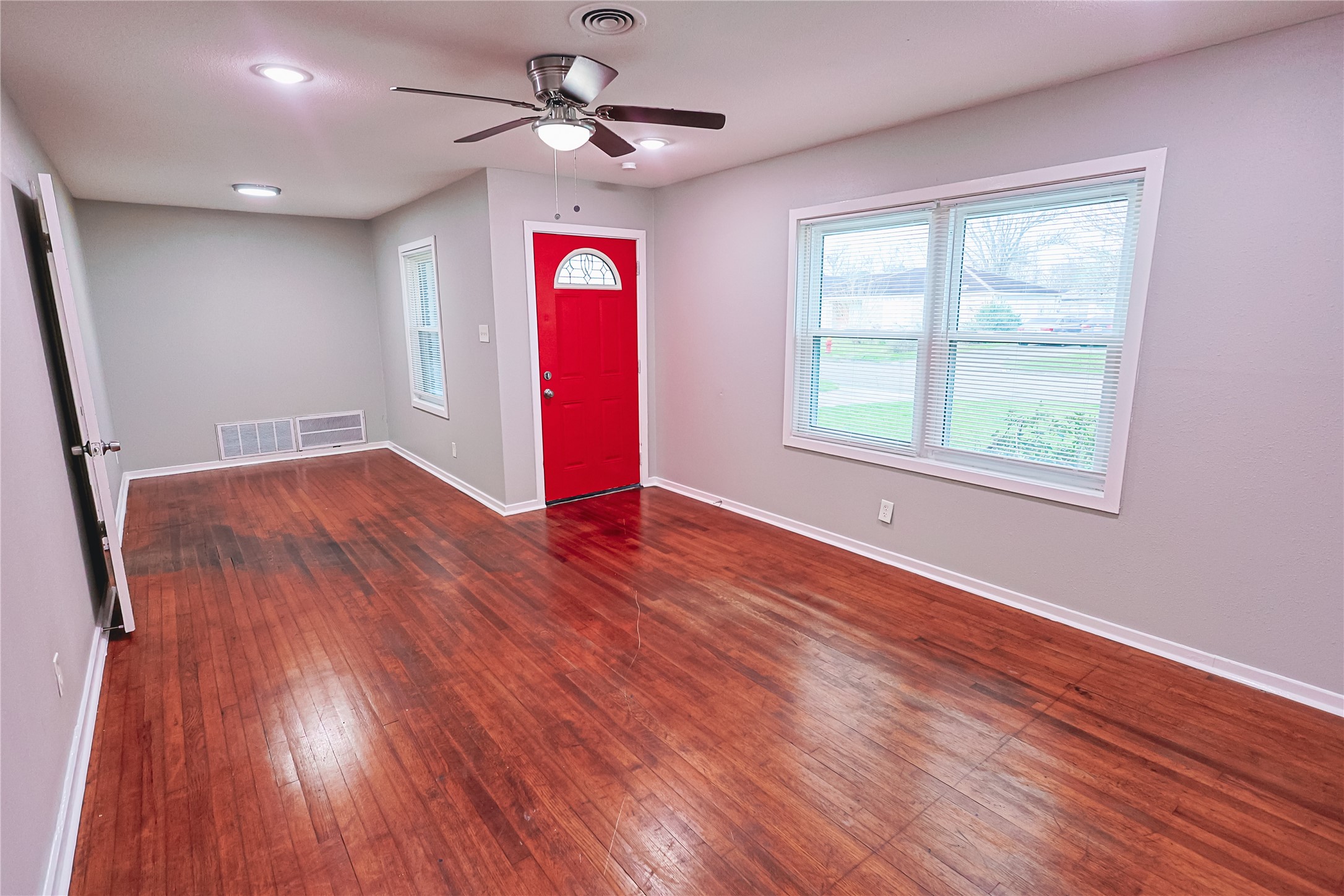 7205 Heron Lane Property Photo