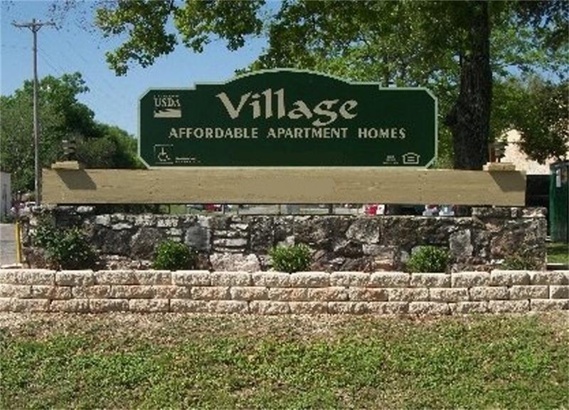 1410 Naples Street Property Photo 2