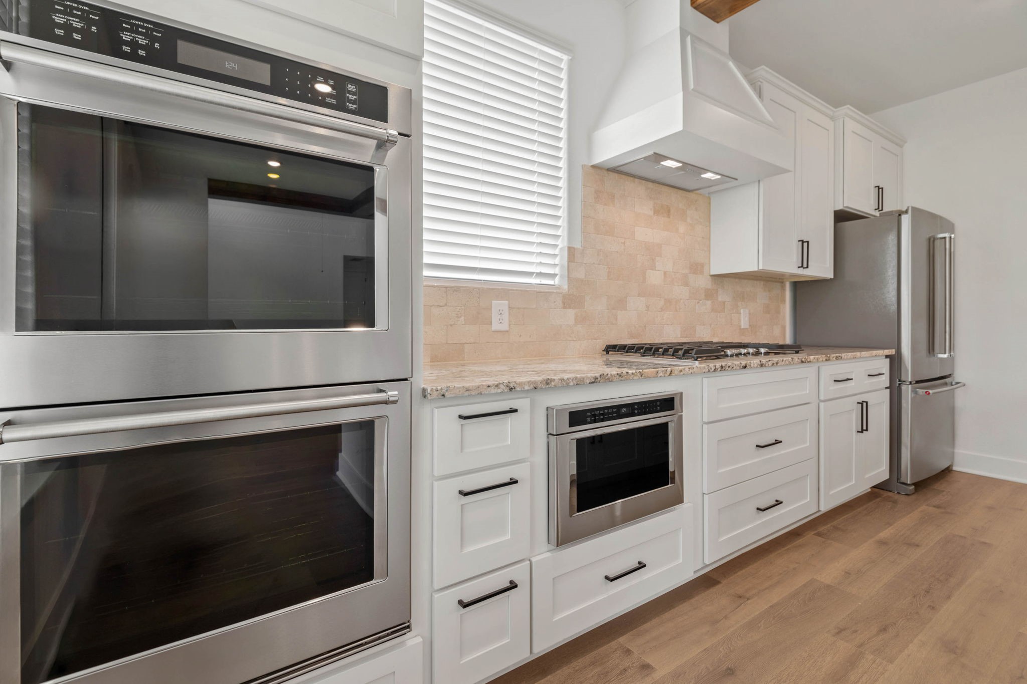 5608 Marigold Mile Drive Property Photo 8