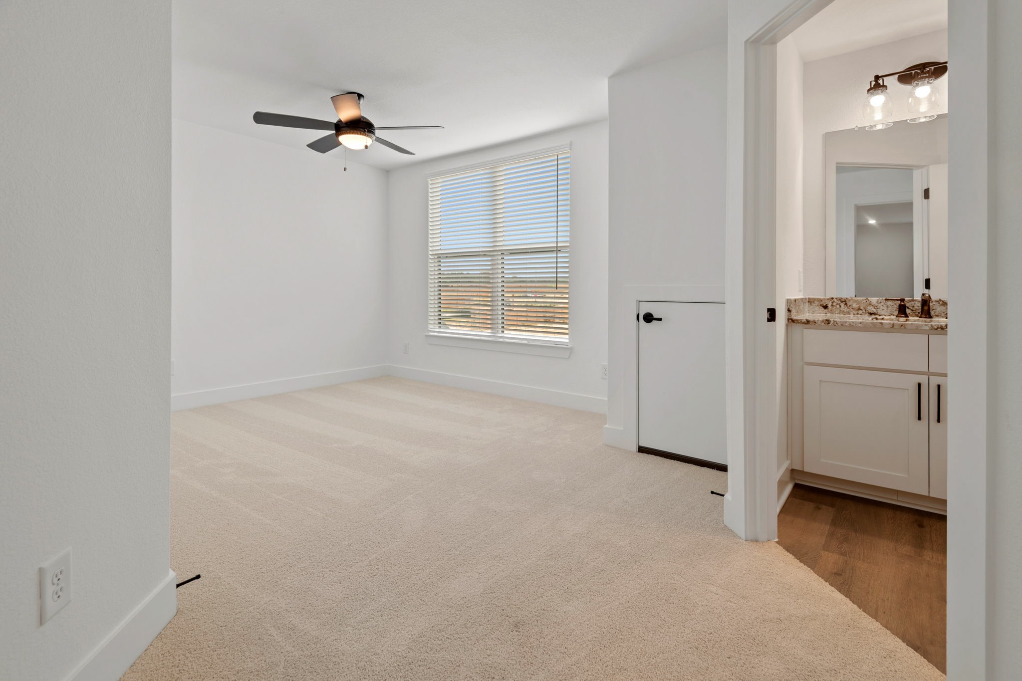 5608 Marigold Mile Drive Property Photo 28