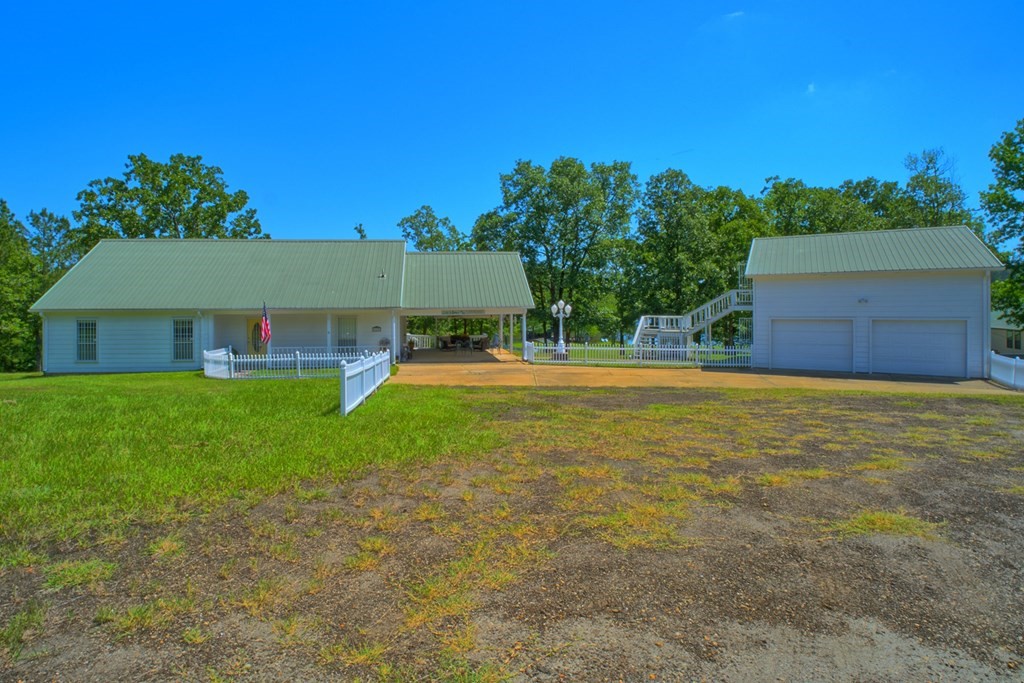123 Jarrod Drive Property Photo 3