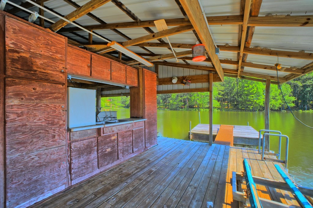 123 Jarrod Drive Property Photo 8