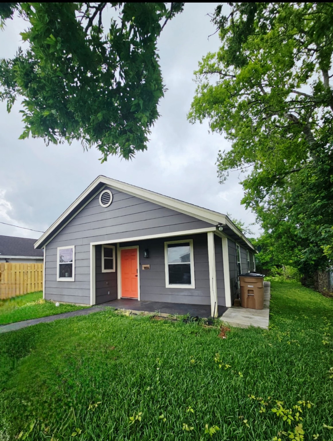 1806 Avenue D Property Photo 1