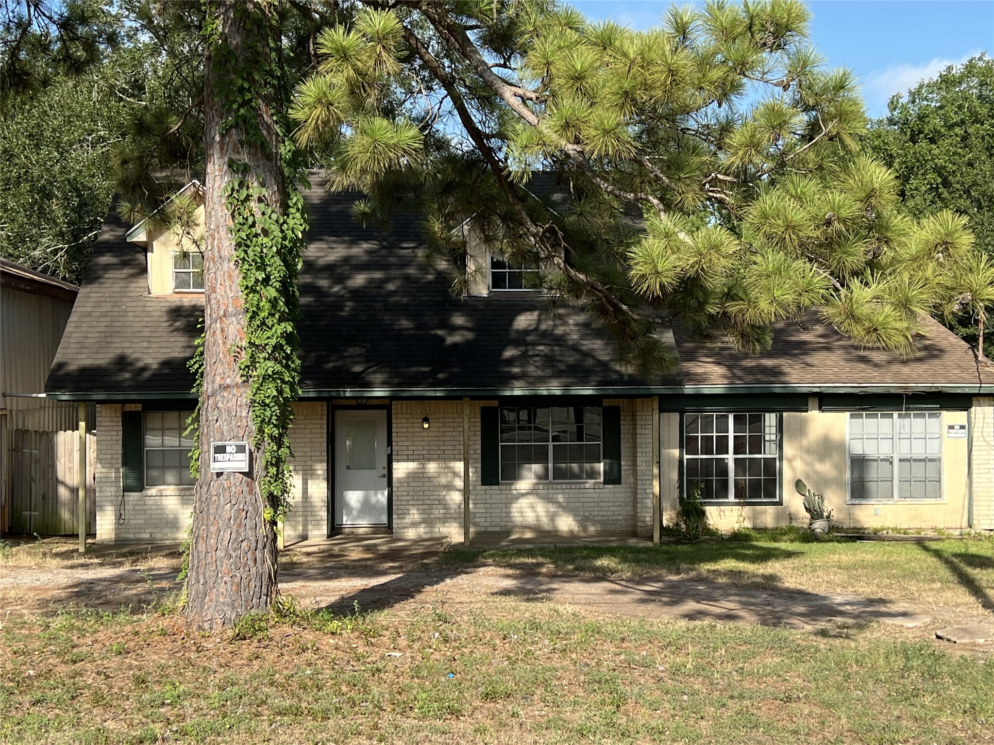 2628 Defor Road Property Photo 2
