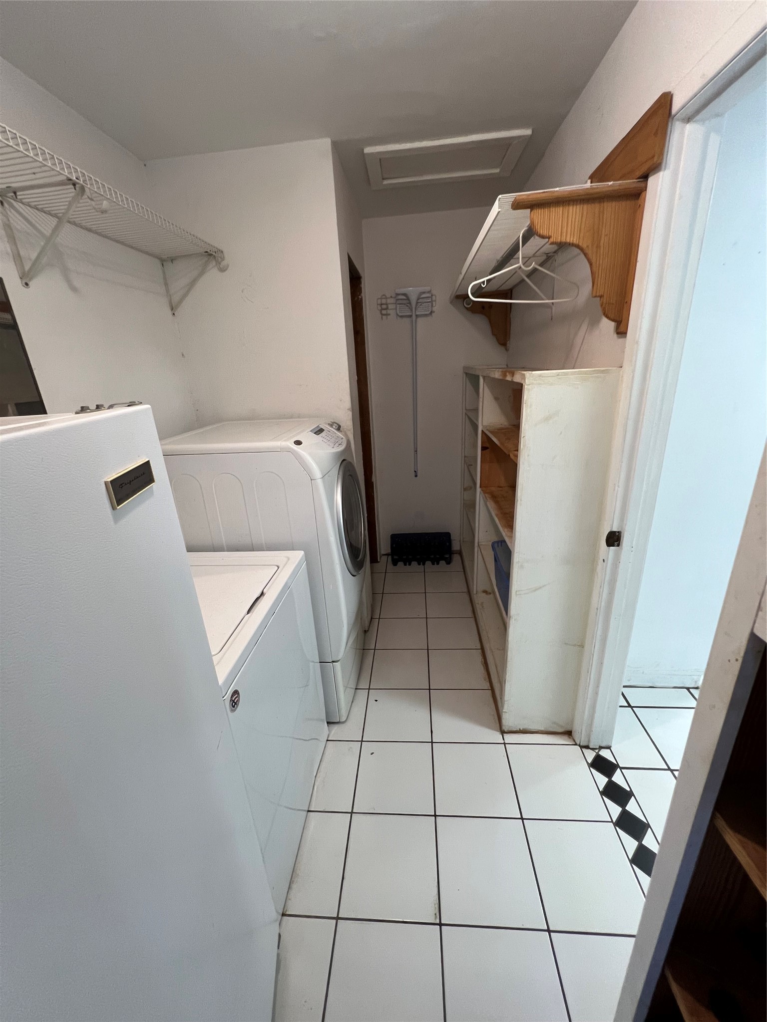 2628 Defor Road Property Photo 19