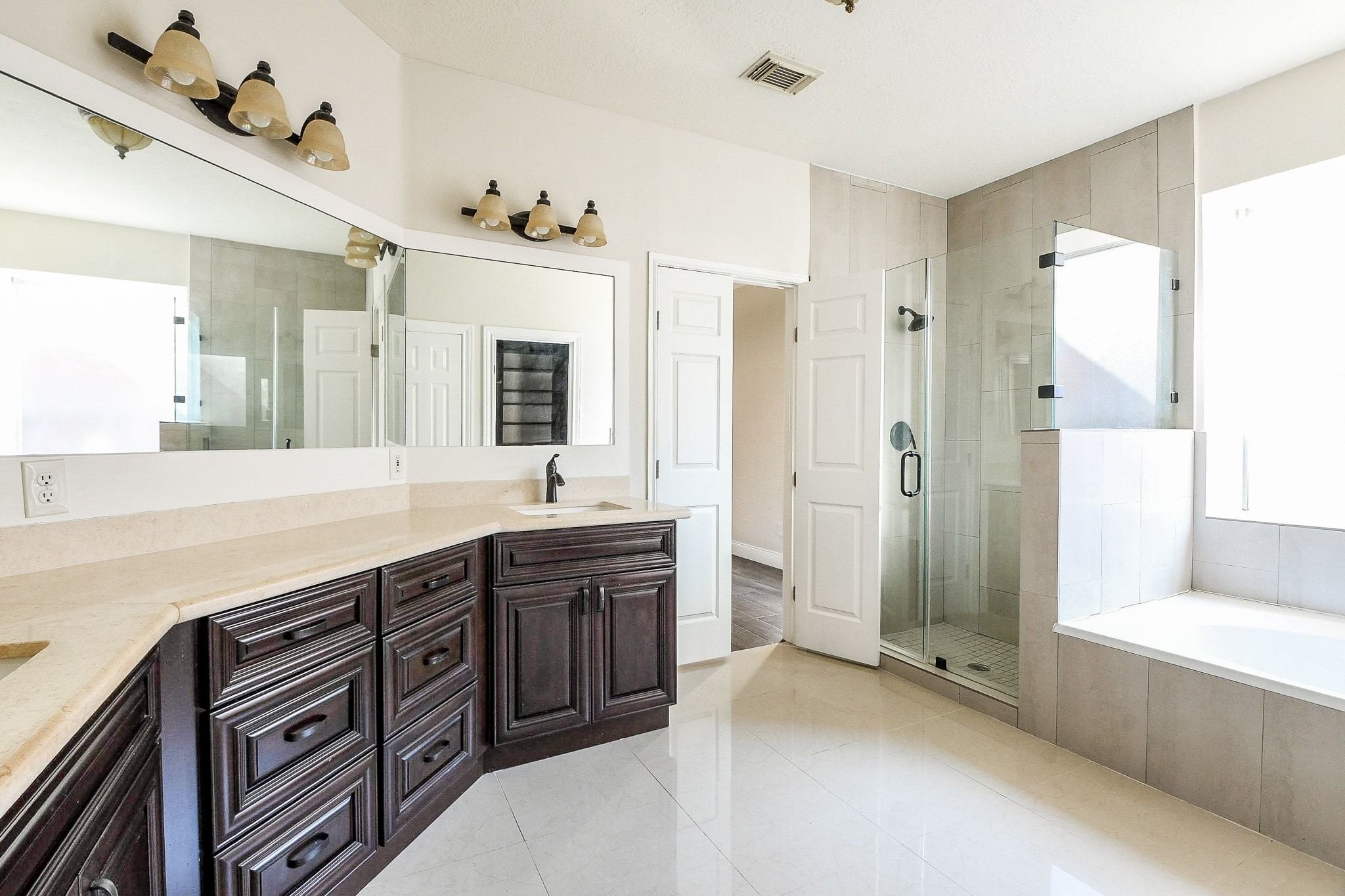 4111 Clubhollow Property Photo 19