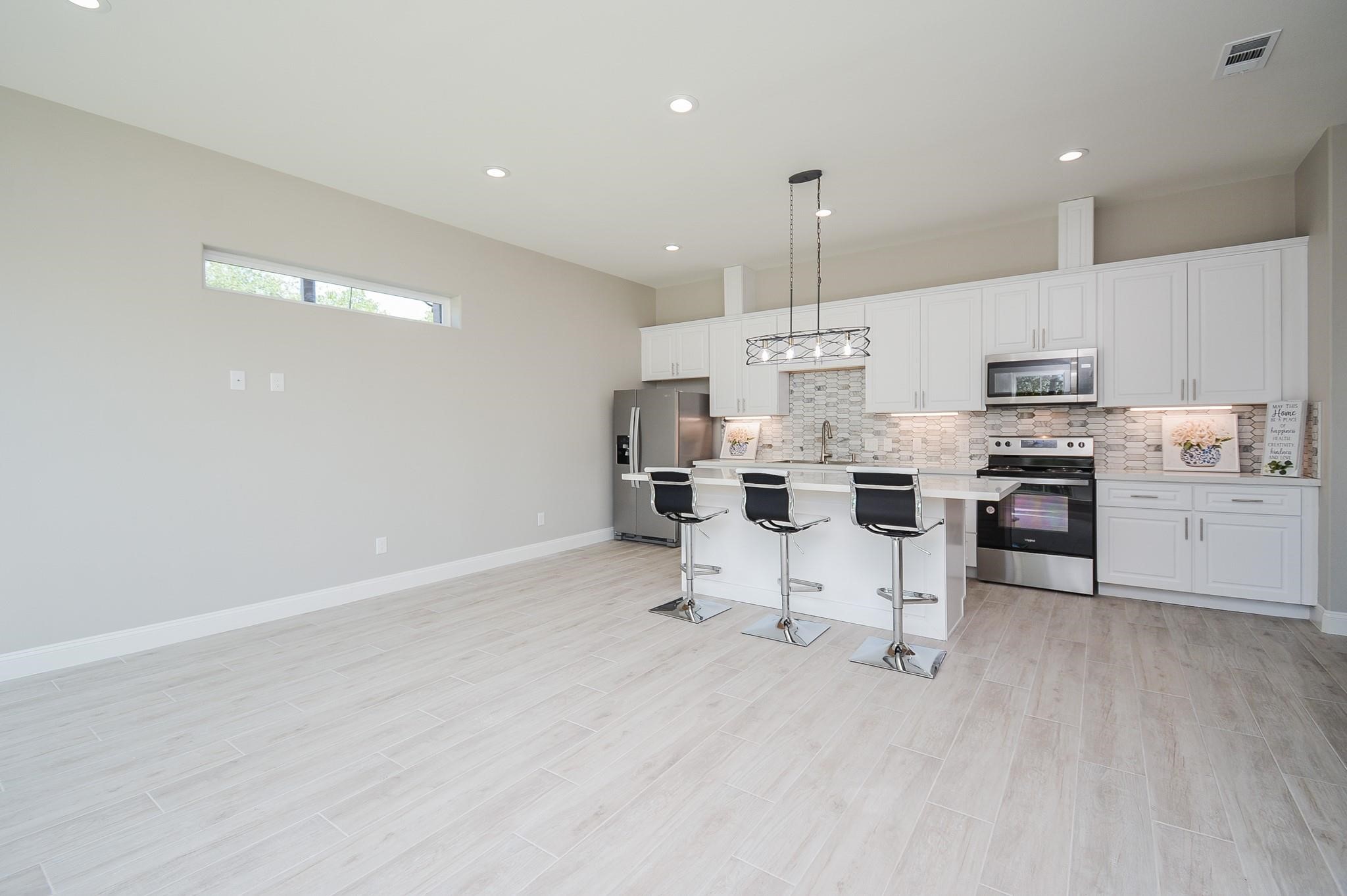 149 S 66 Street Property Photo 10