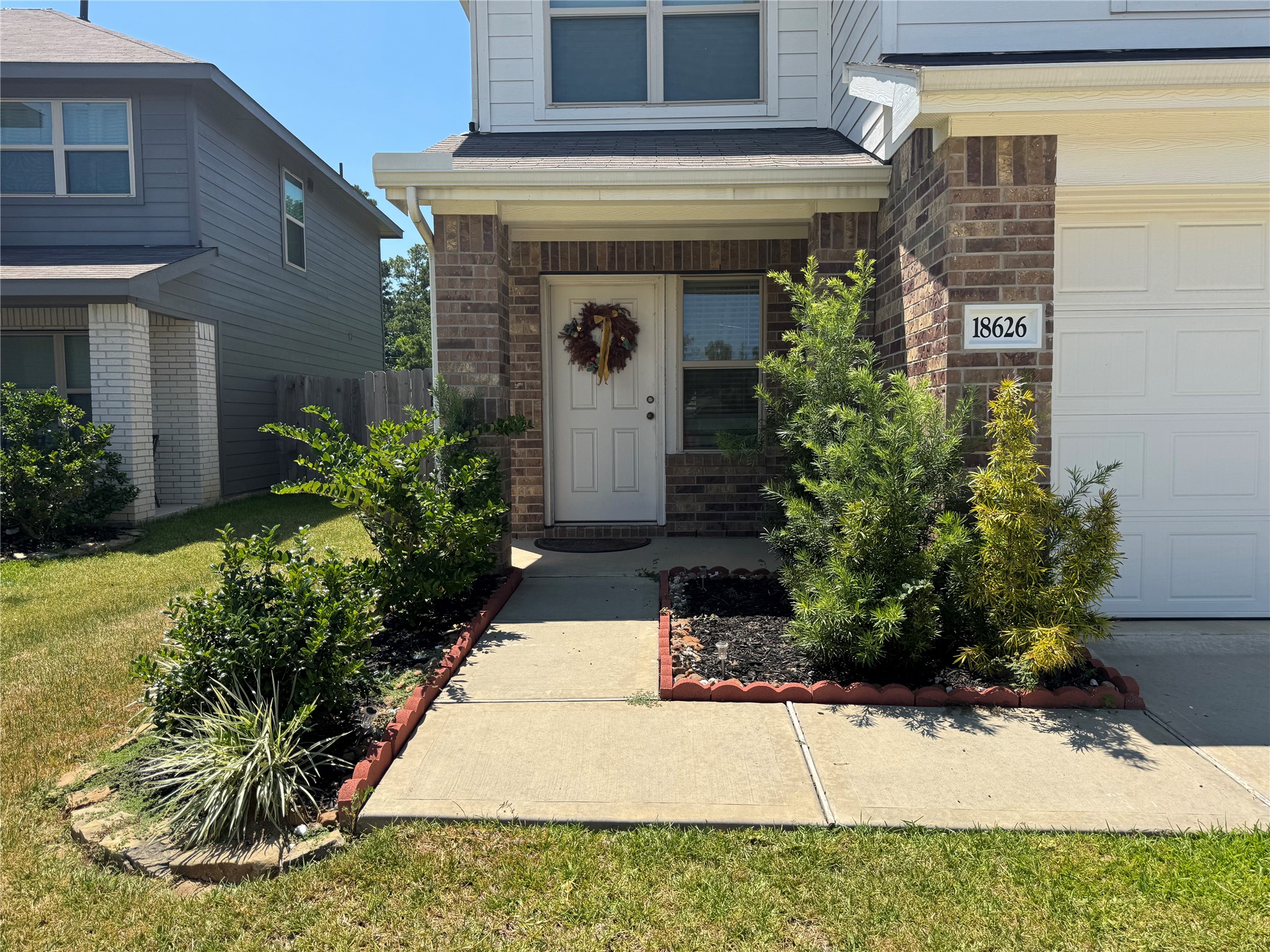 18626 Rosehill Prairie Drive Property Photo 3