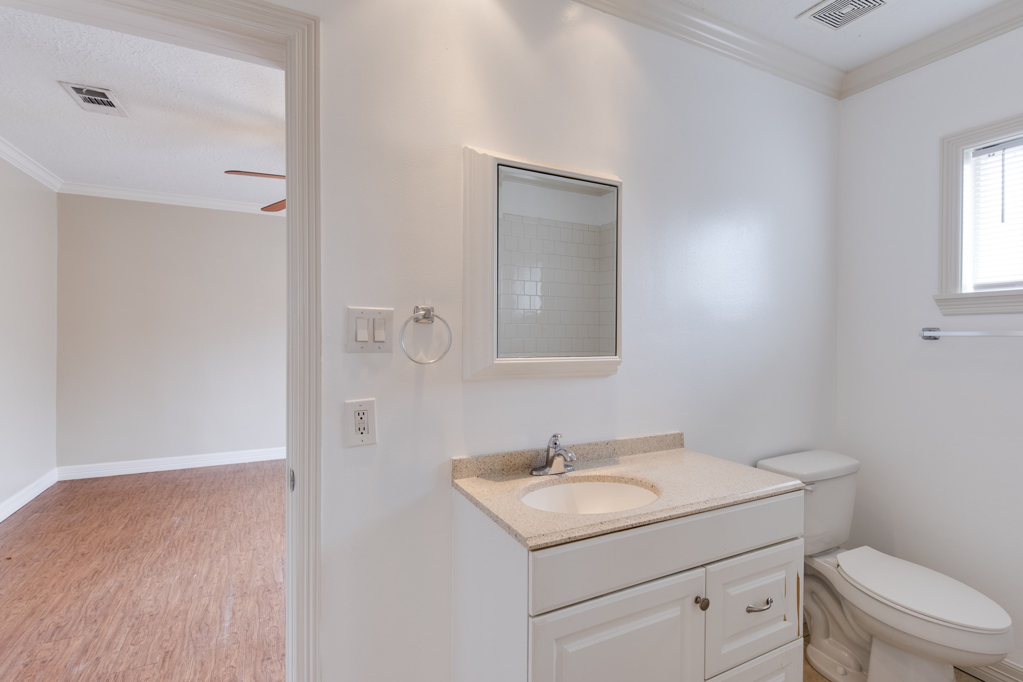 2612 Harvard Street Property Photo 16
