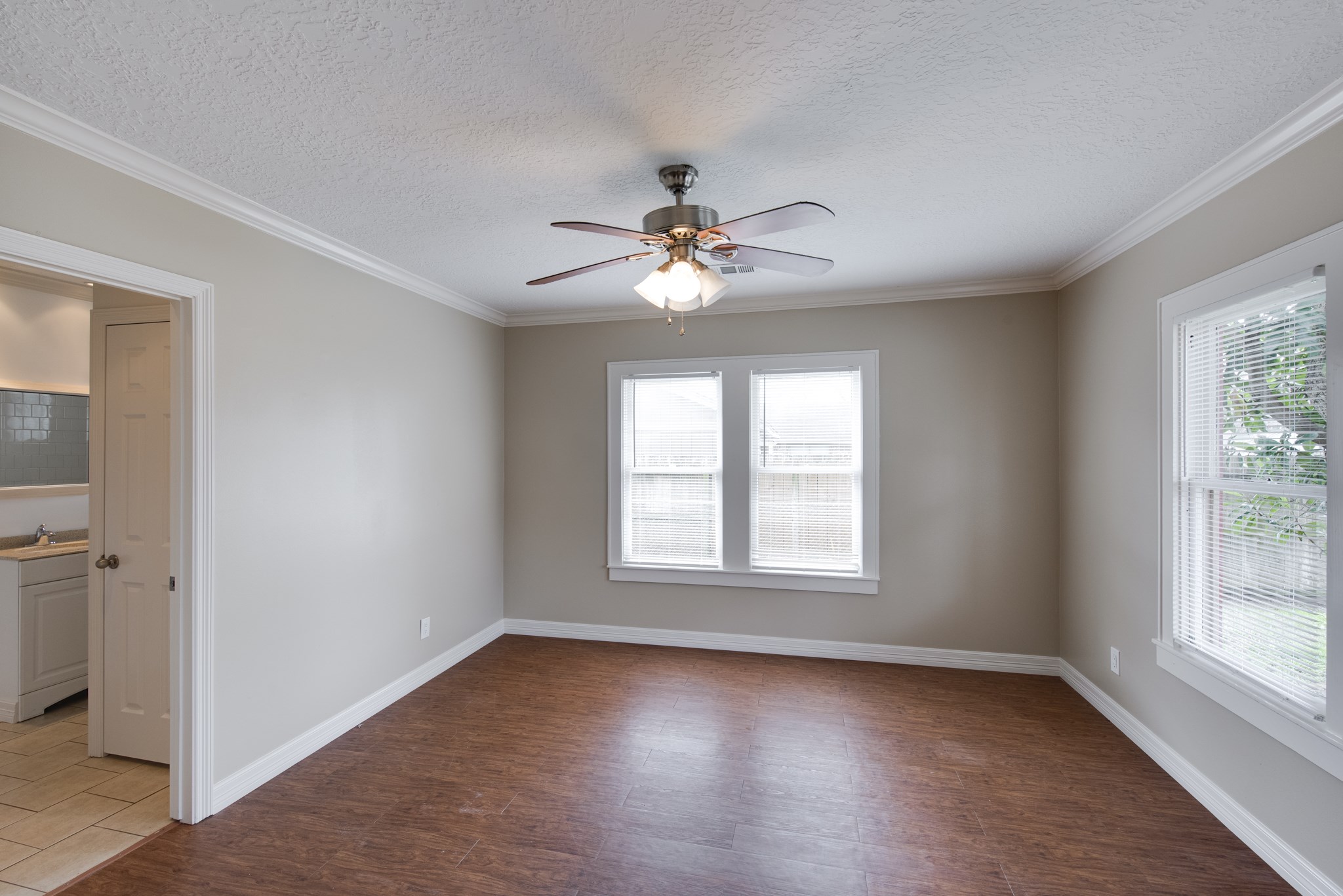 2612 Harvard Street Property Photo 18