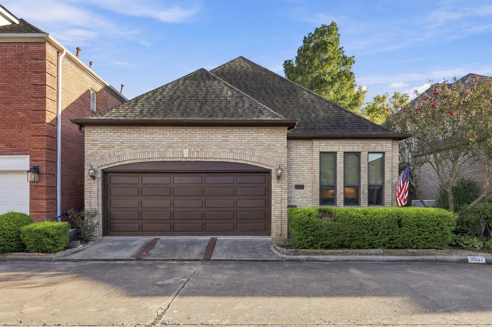 9507 Bayou Brook Street Property Photo 1