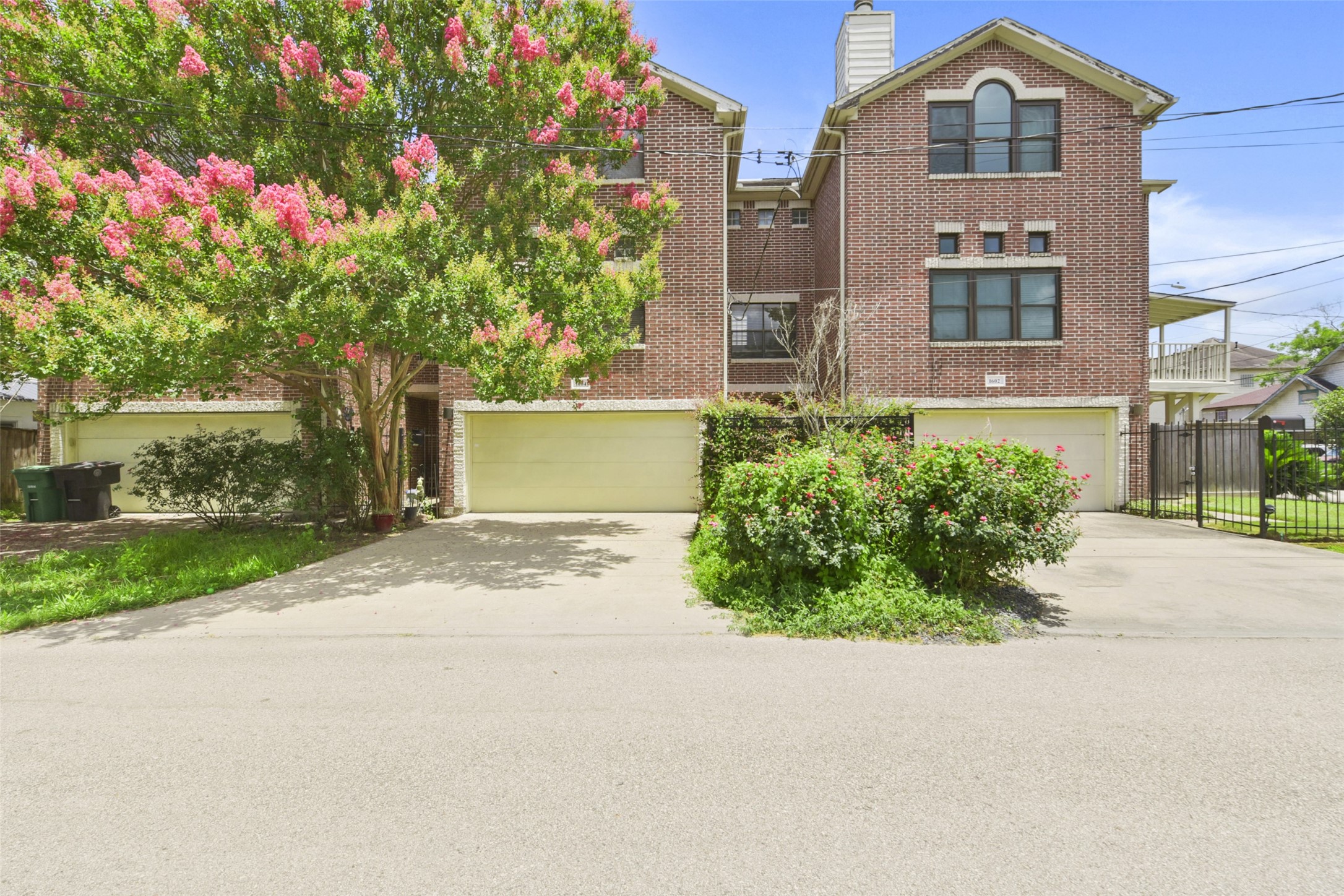 1604 Reinerman Street Property Photo 2