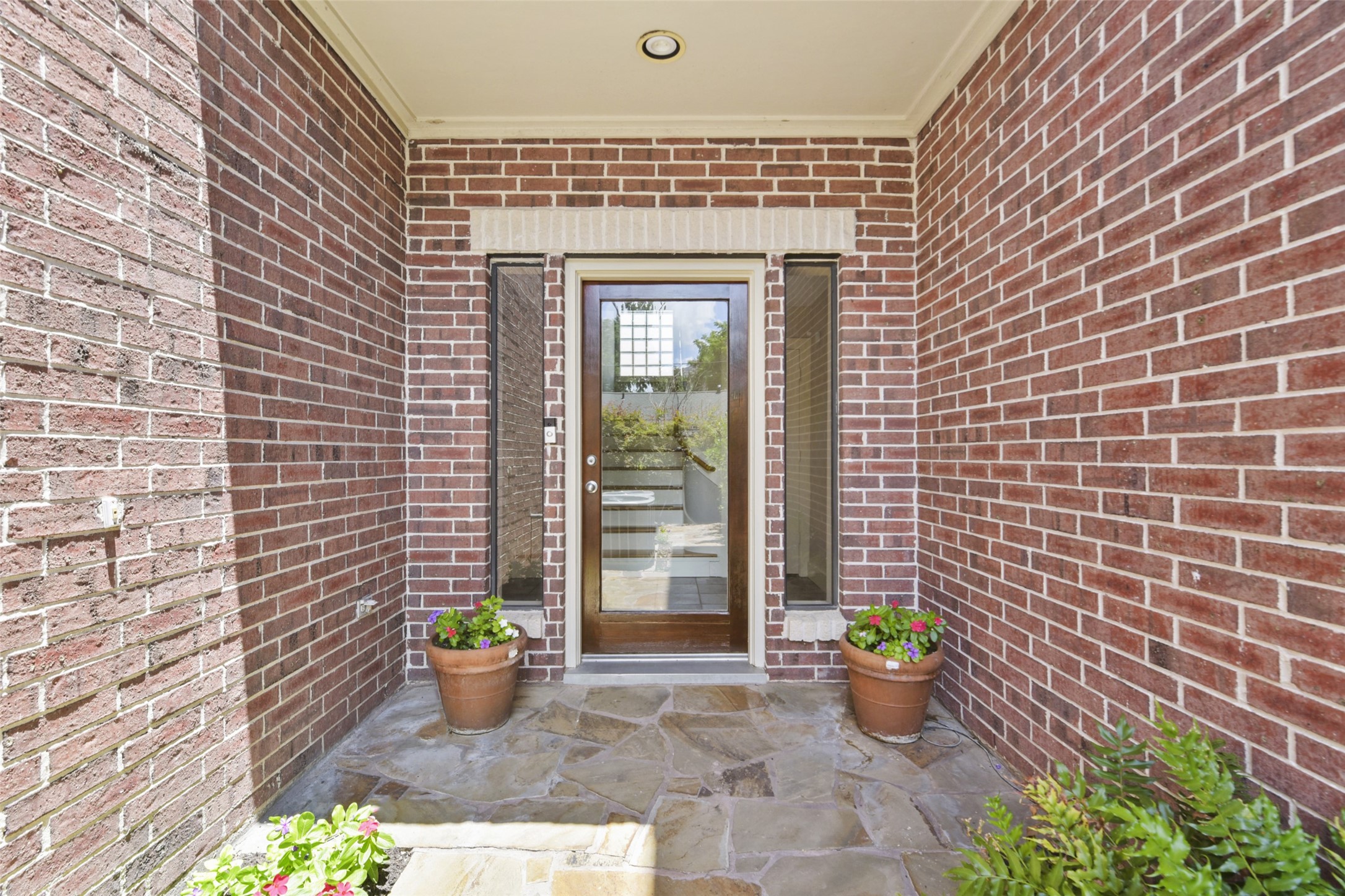 1604 Reinerman Street Property Photo 8