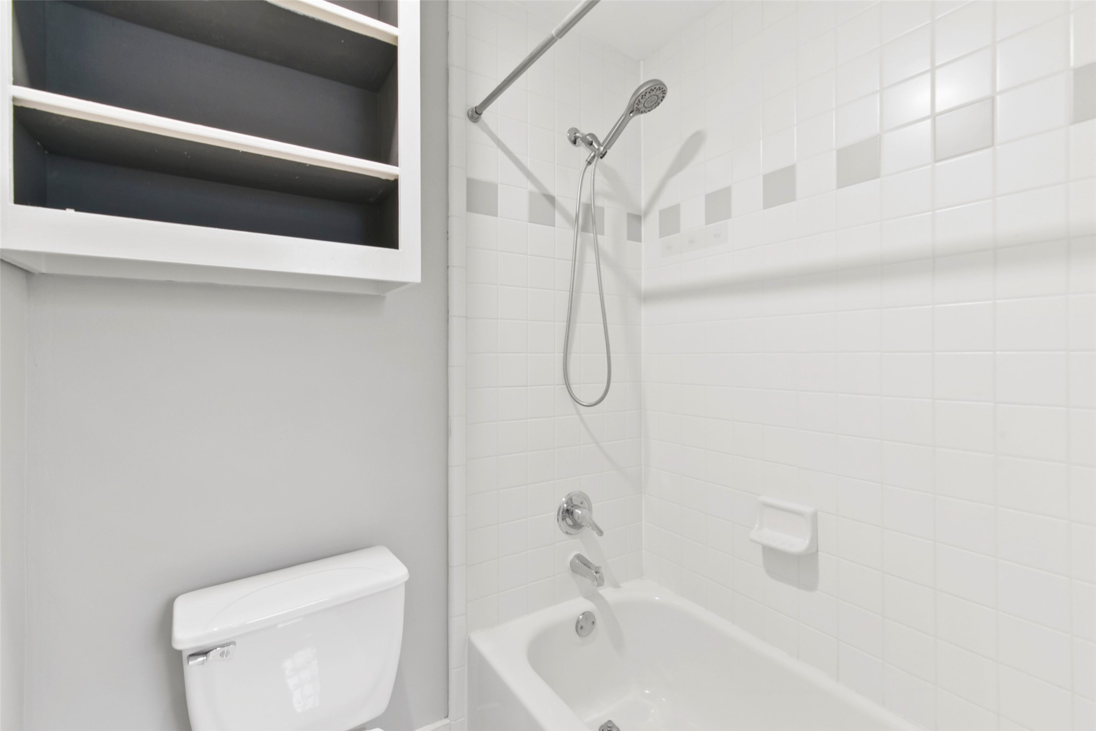 1604 Reinerman Street Property Photo 12