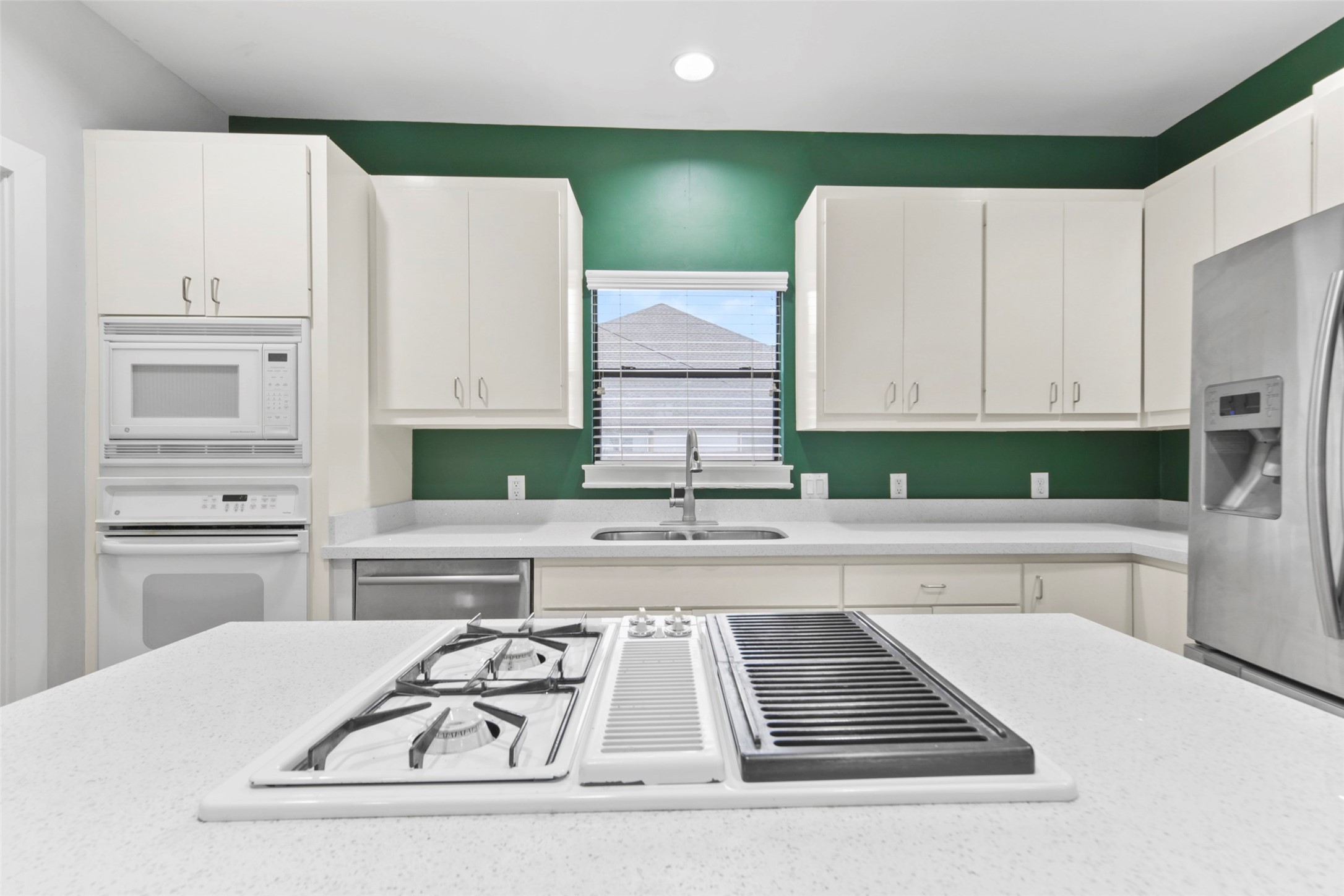 1604 Reinerman Street Property Photo 25