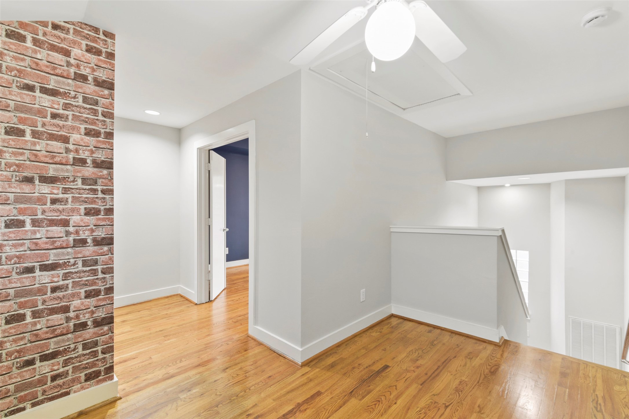 1604 Reinerman Street Property Photo 34