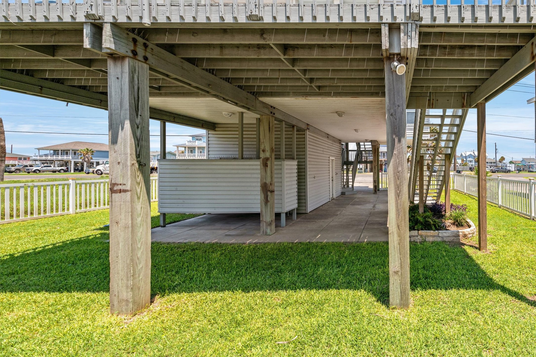 21519 San Luis Pass Road Property Photo 38