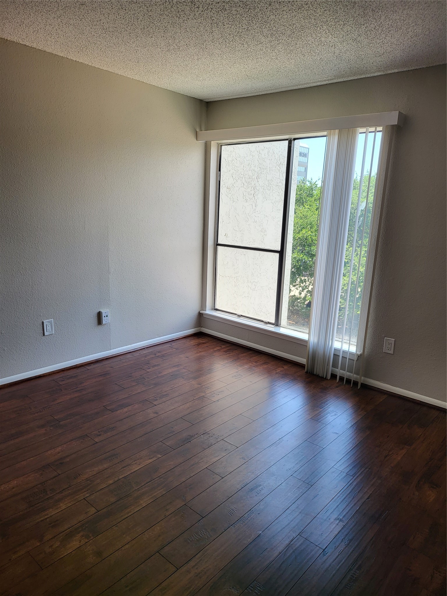 2818 S Bartell Drive 312 Property Photo 13