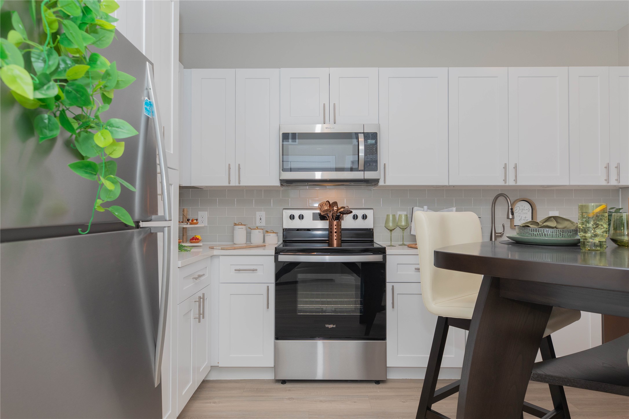 20525 Ella Boulevard B2 Property Photo 2