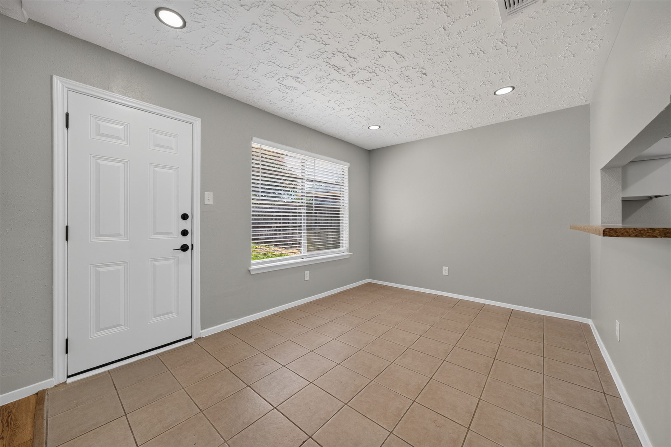 20014 Bishops Gate Ln Property Photo 12