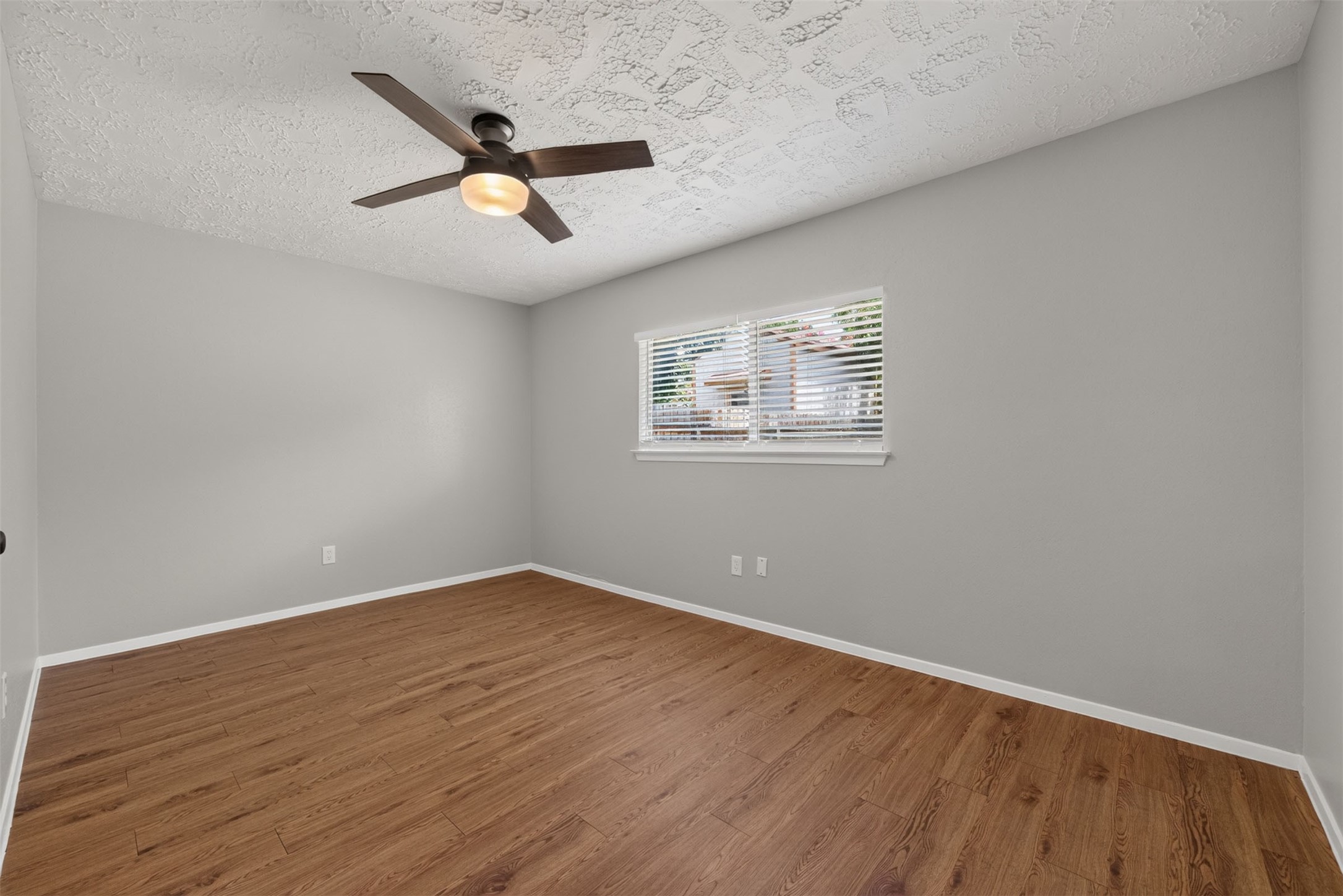 20014 Bishops Gate Ln Property Photo 39