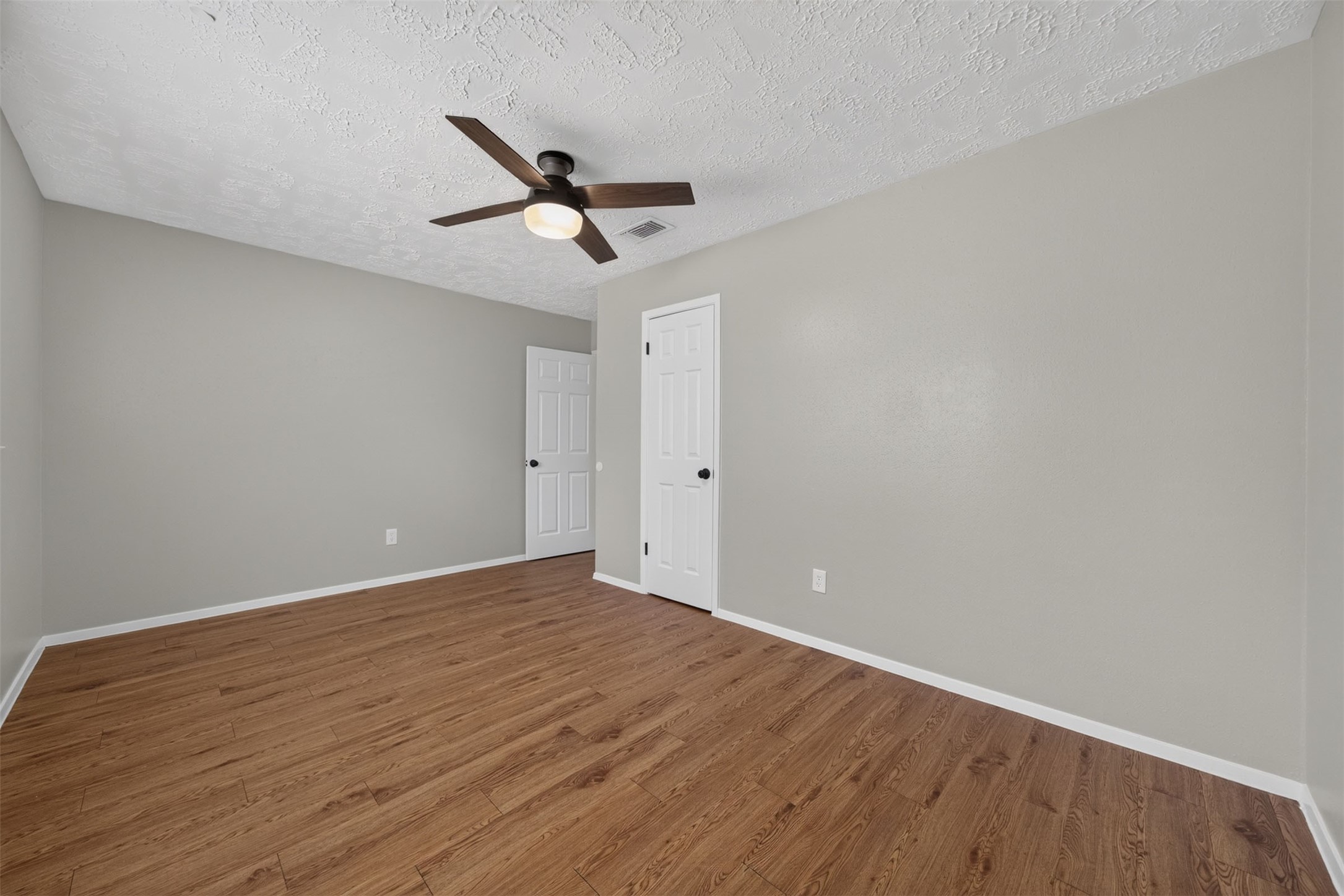 20014 Bishops Gate Ln Property Photo 40