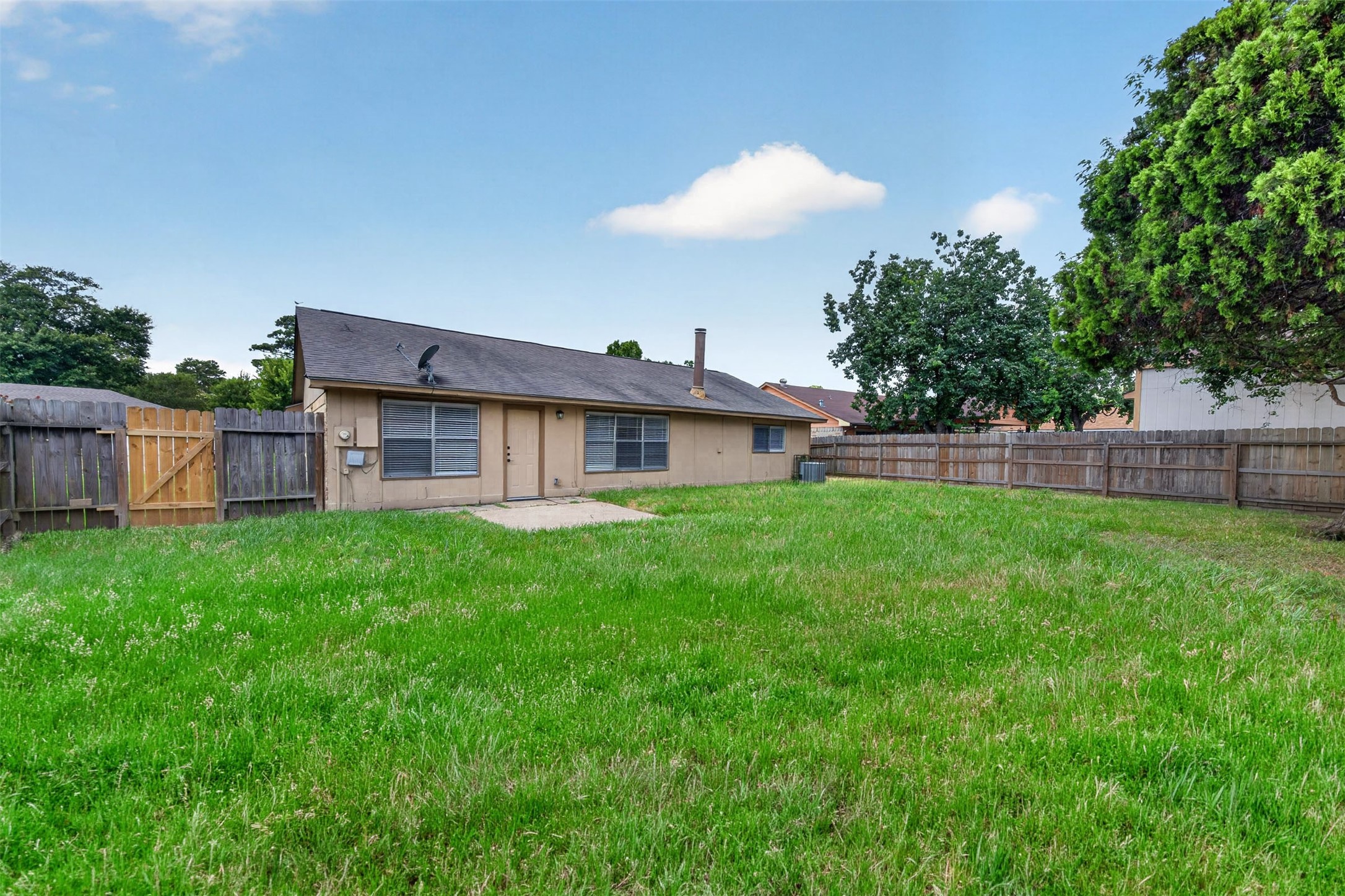 20014 Bishops Gate Ln Property Photo 42