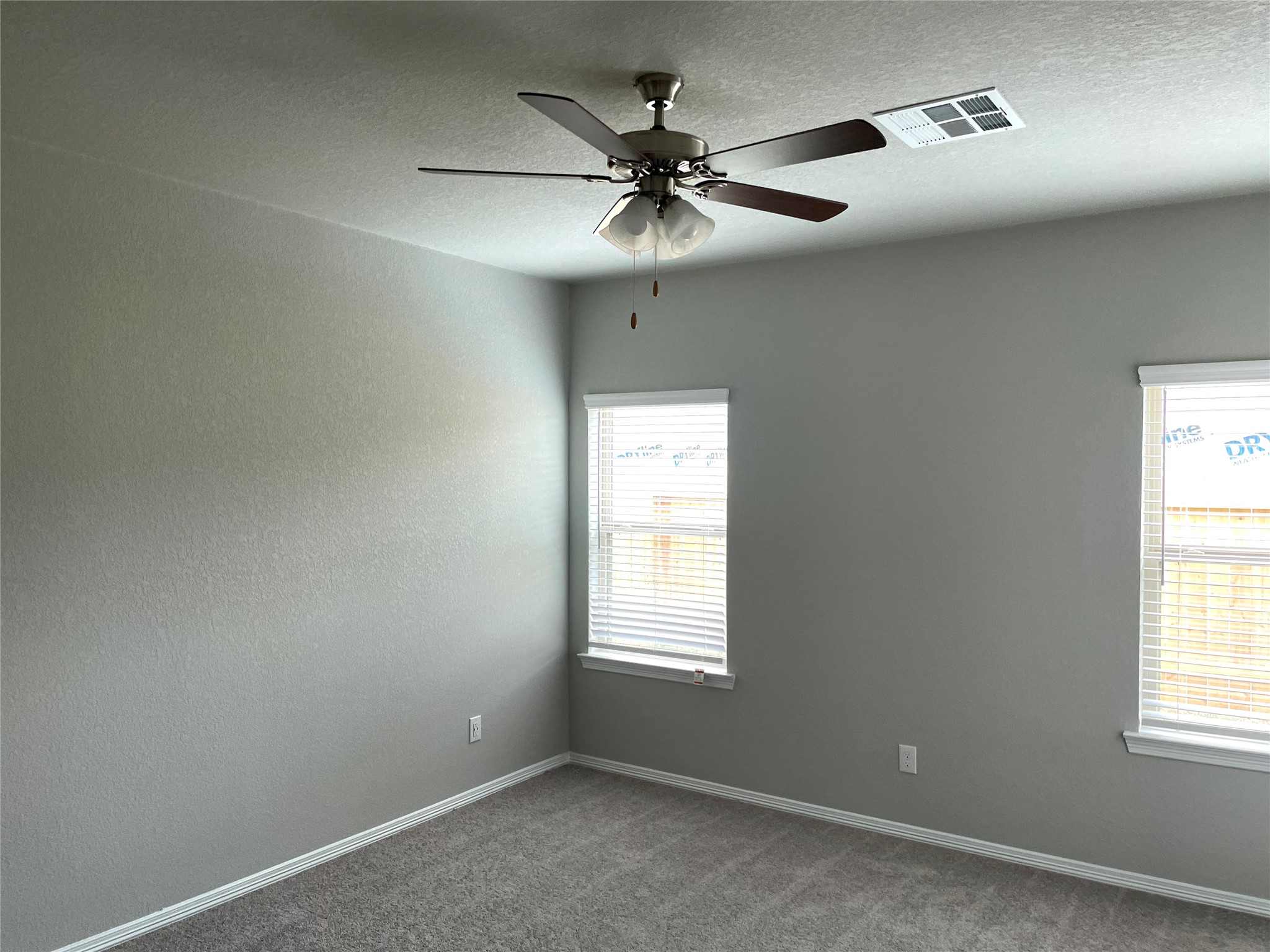 25588 Northpark Palm Drive Property Photo 8