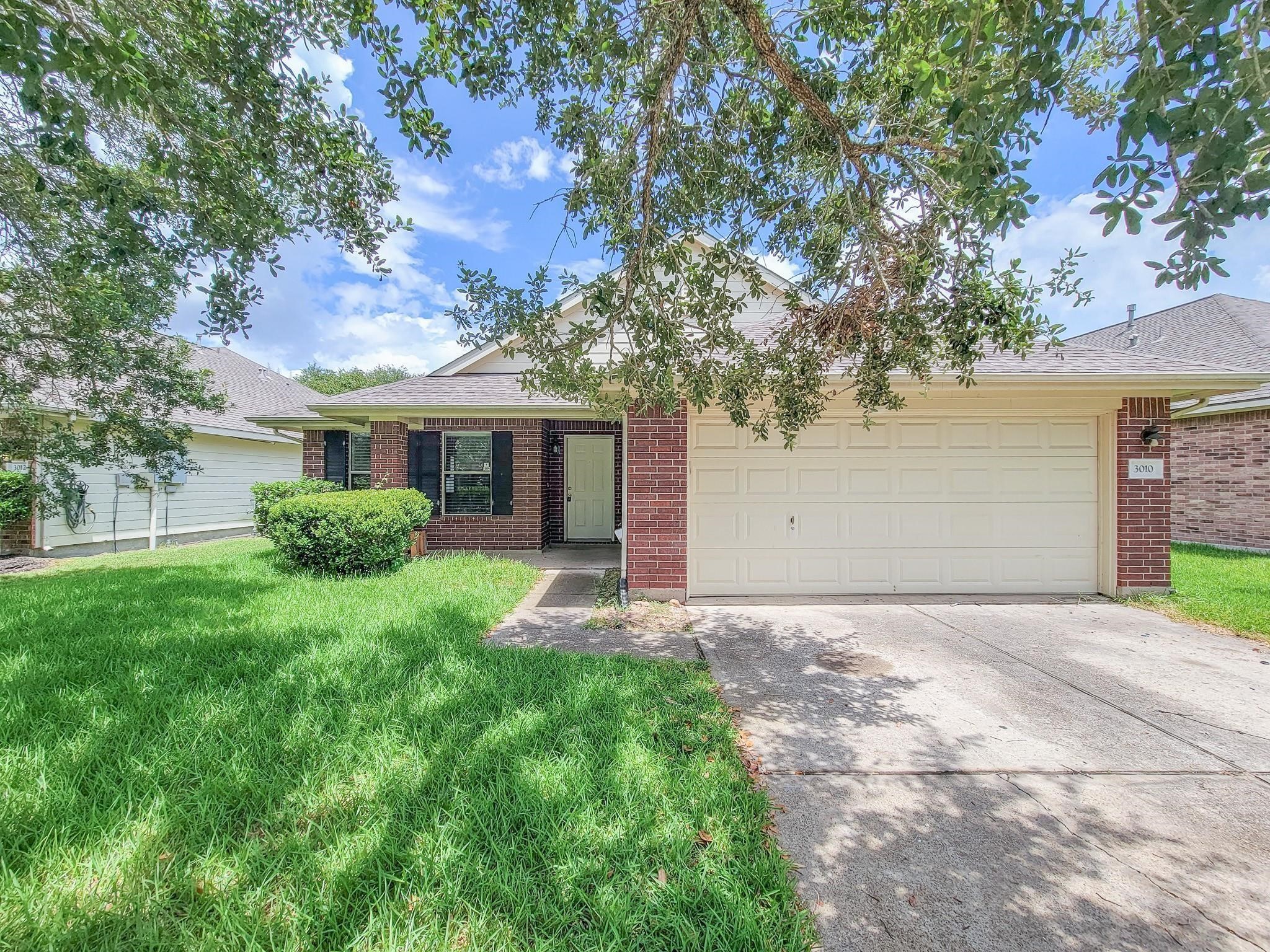 3010 Stonecross Lane Property Photo 1