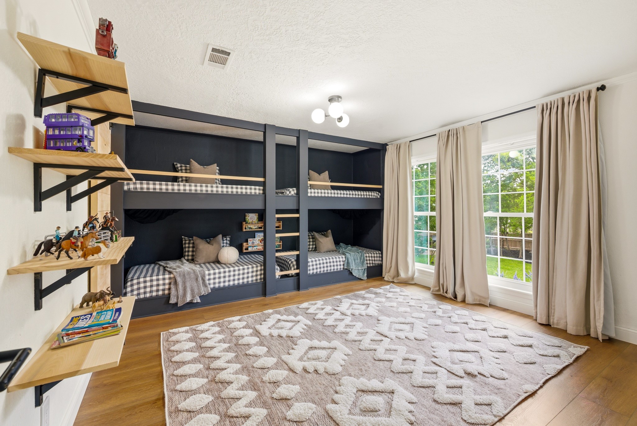 3613 Sunnybrook Lane Property Photo 36
