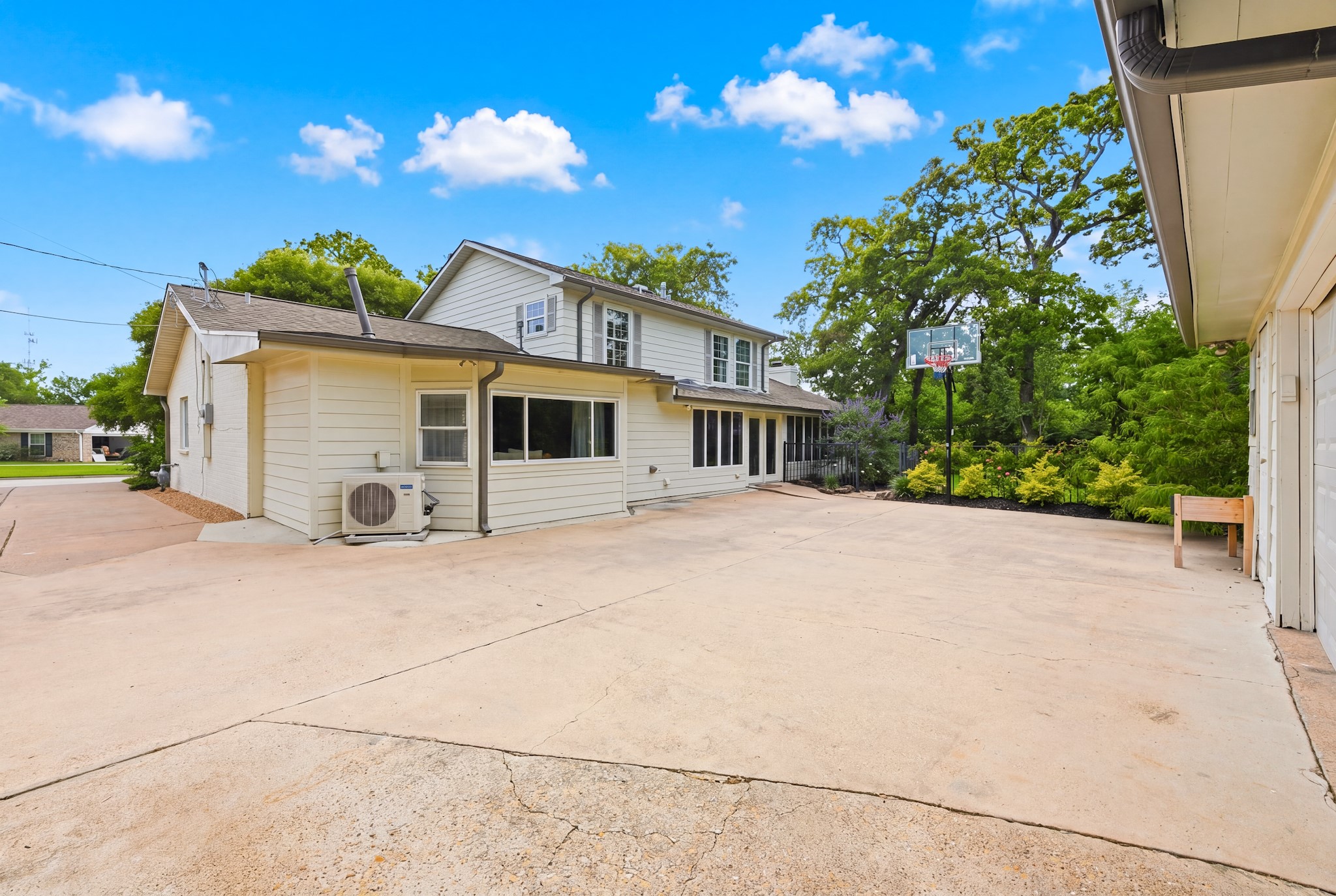 3613 Sunnybrook Lane Property Photo 49