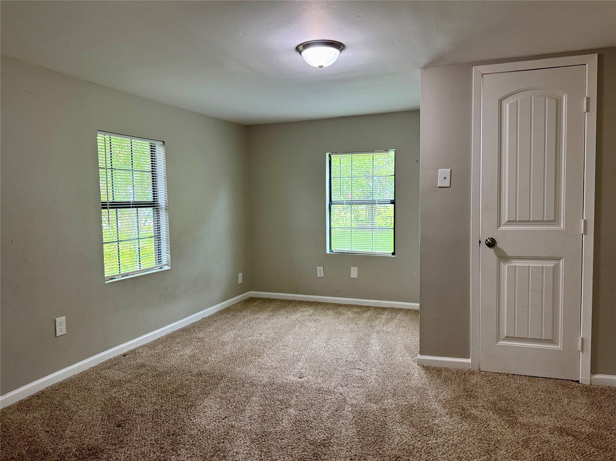 6905 Speaker Street Property Photo 17