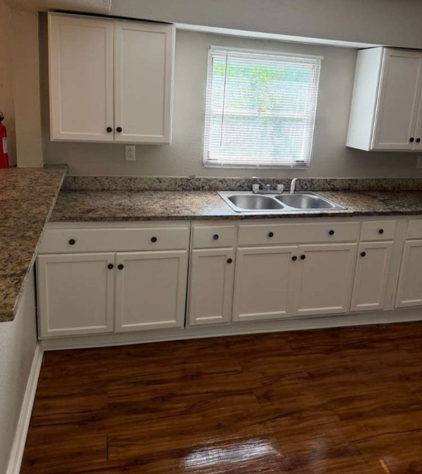 7805 Woodlyn Road Property Photo 3