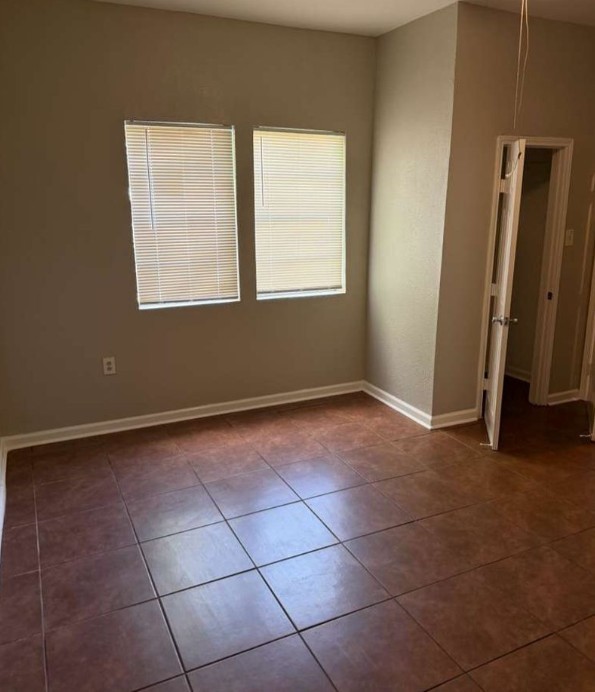 7805 Woodlyn Road Property Photo 4