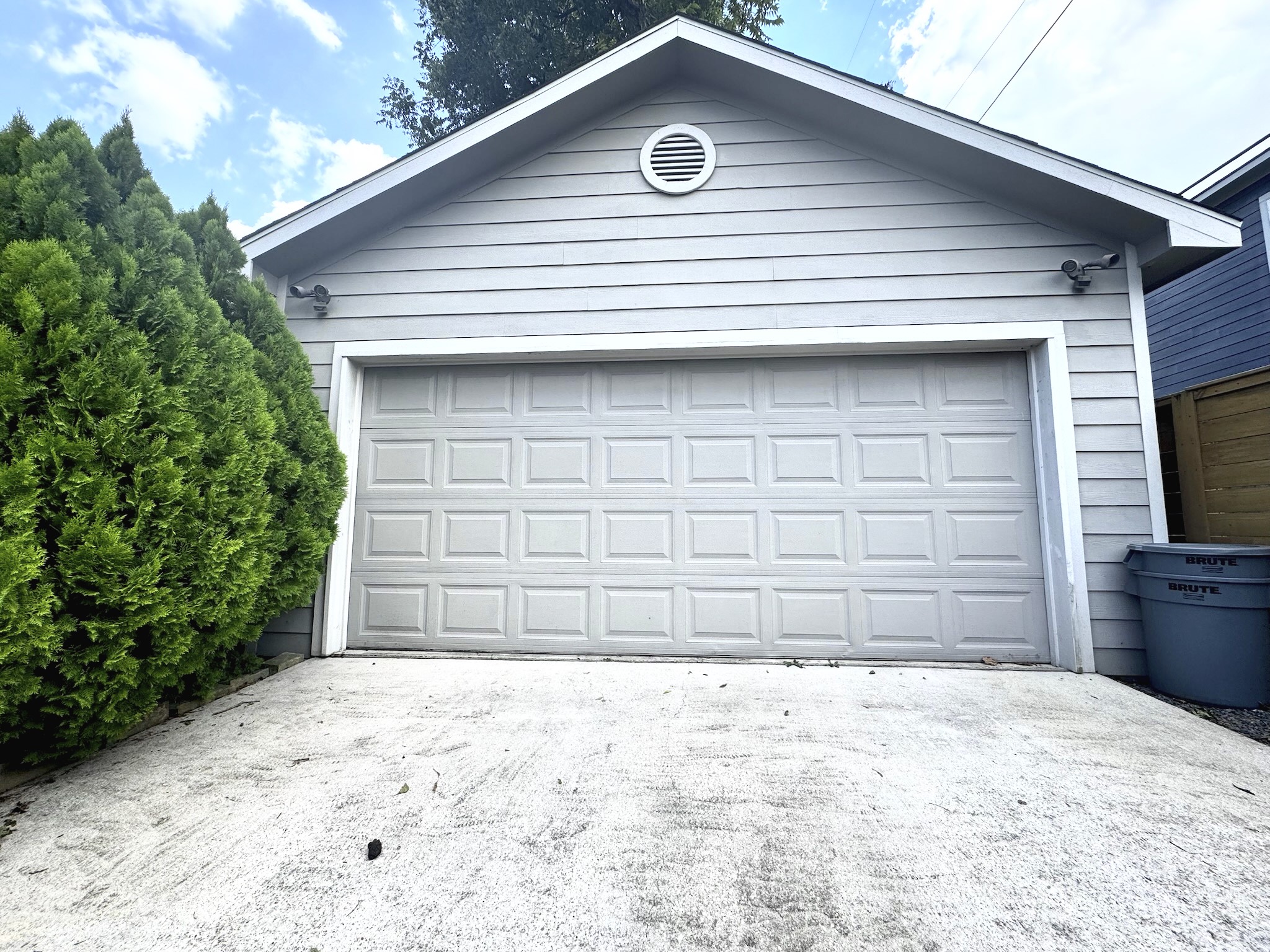 711 Walton Street Property Photo 50