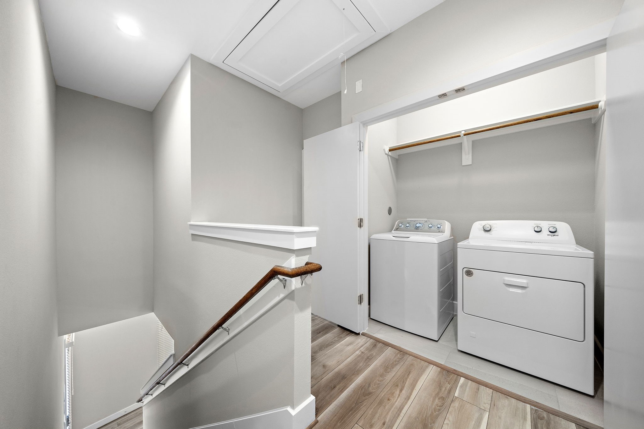 8322 Curry Road Property Photo 4