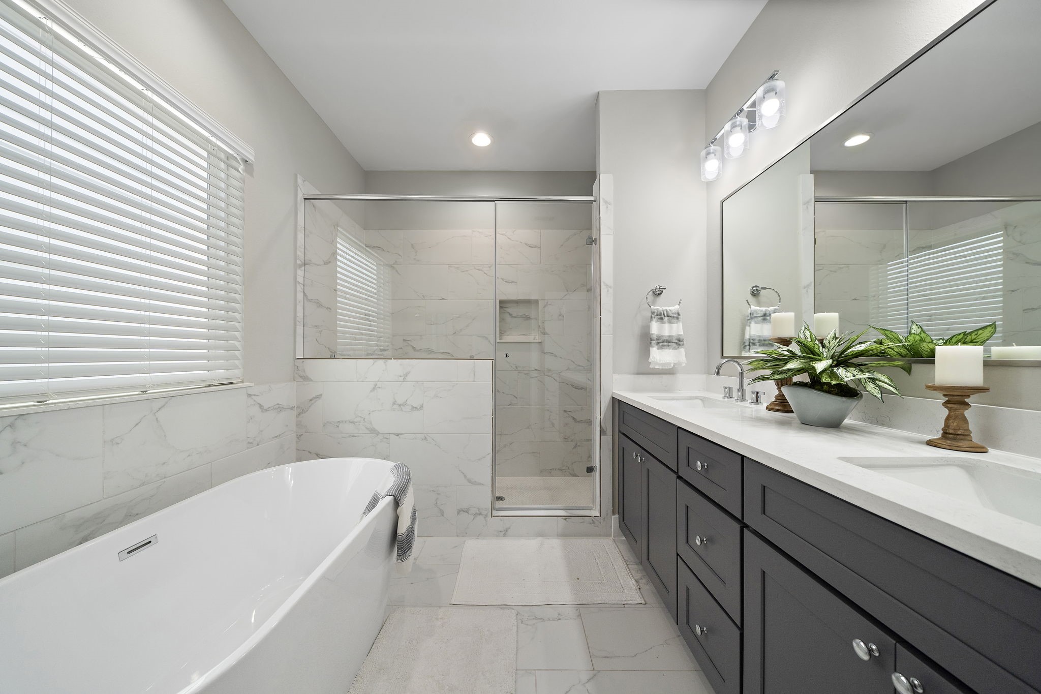 8322 Curry Road Property Photo 8