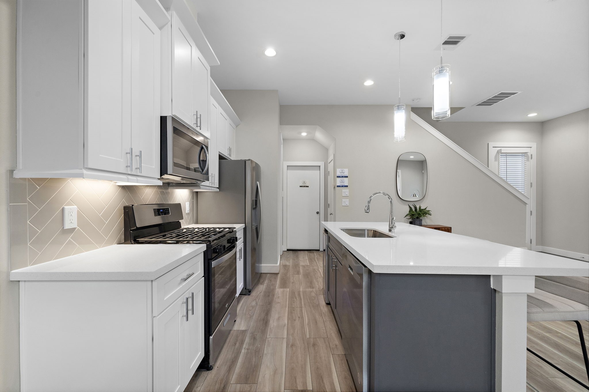 8322 Curry Road Property Photo 24