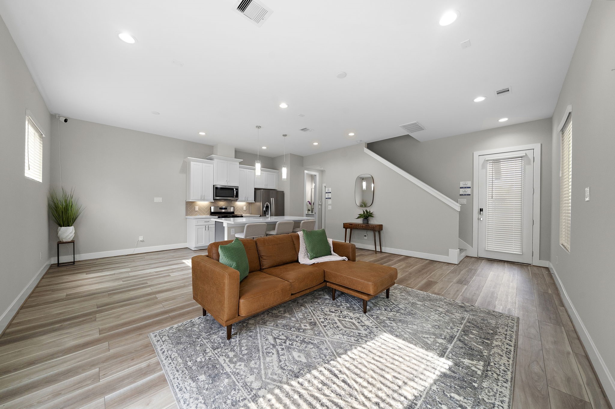 8322 Curry Road Property Photo 26