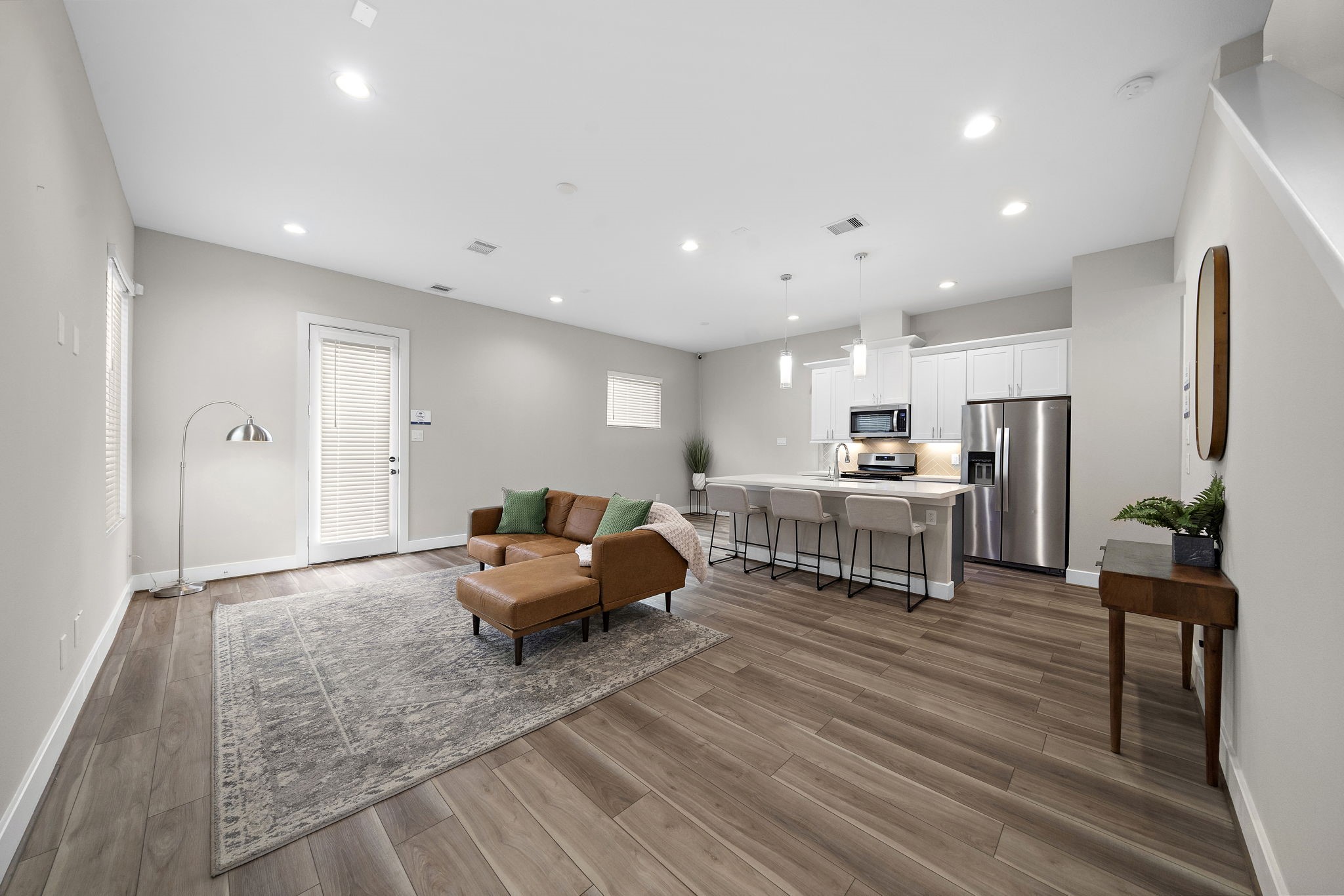 8322 Curry Road Property Photo 28