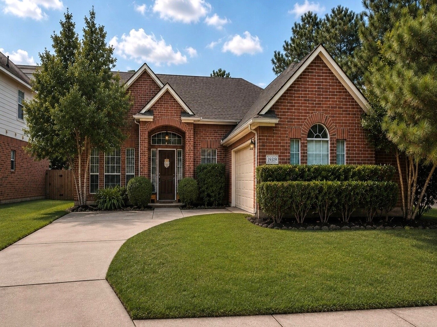 19319 Imperial Hills Drive Property Photo 1